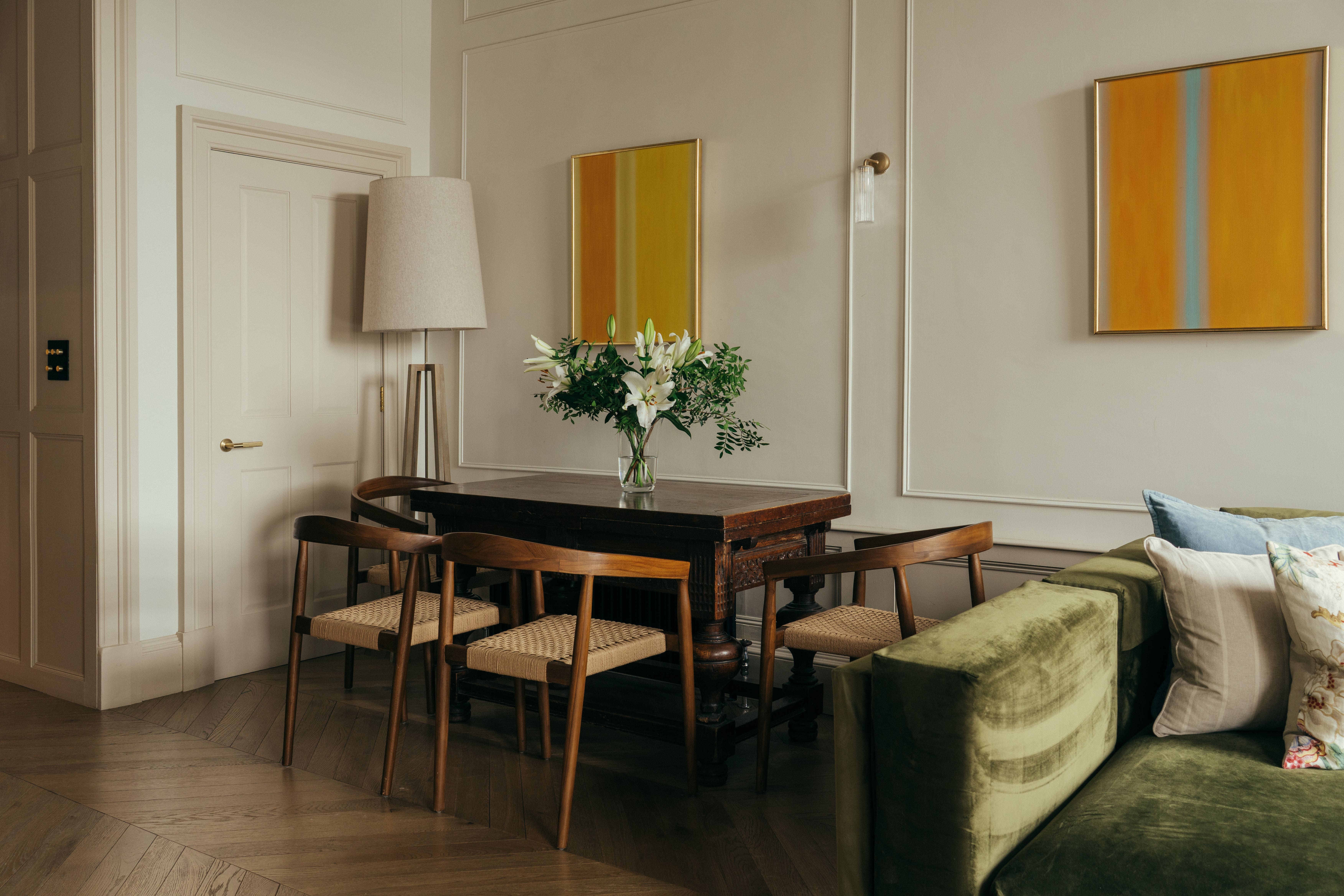 Hall Calton Edinburgh: Elegant 2-Bedroom Luxury Apartment with Georgian Charm, Hillside Edinburgh