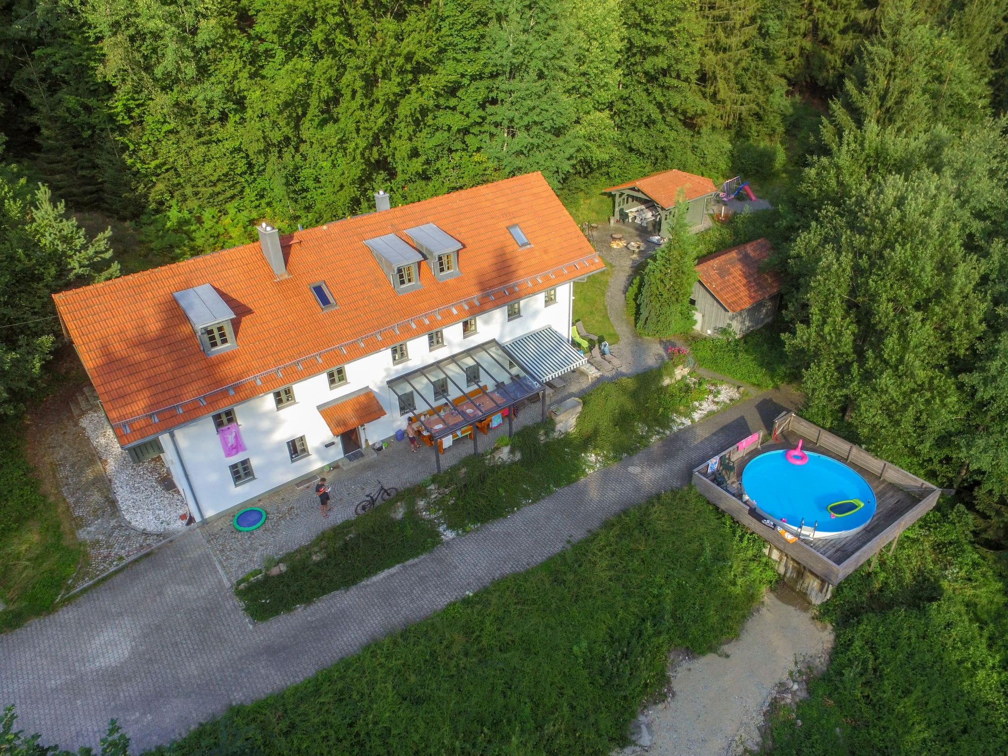 Haus Bayerwald Viechtach: Spectacular 8-Bedroom Farmhouse with Private Pool and Mountain Views in the Bavarian Forest