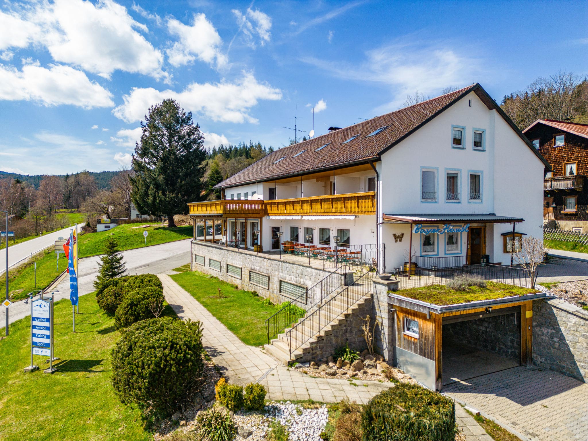 Haus Fohn Bayerisch: Spectacular 14-Bedroom Alpine Lodge for 36 Guests in the Heart of Bavaria
