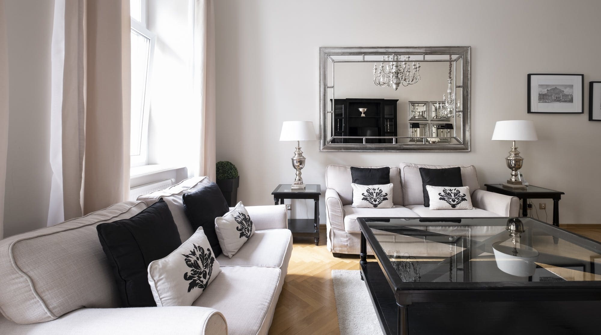 Haus Gründerzeit Schöneberg: Elegant 2-Bedroom Apartment with Historical Charm, Berlin Schöneberg