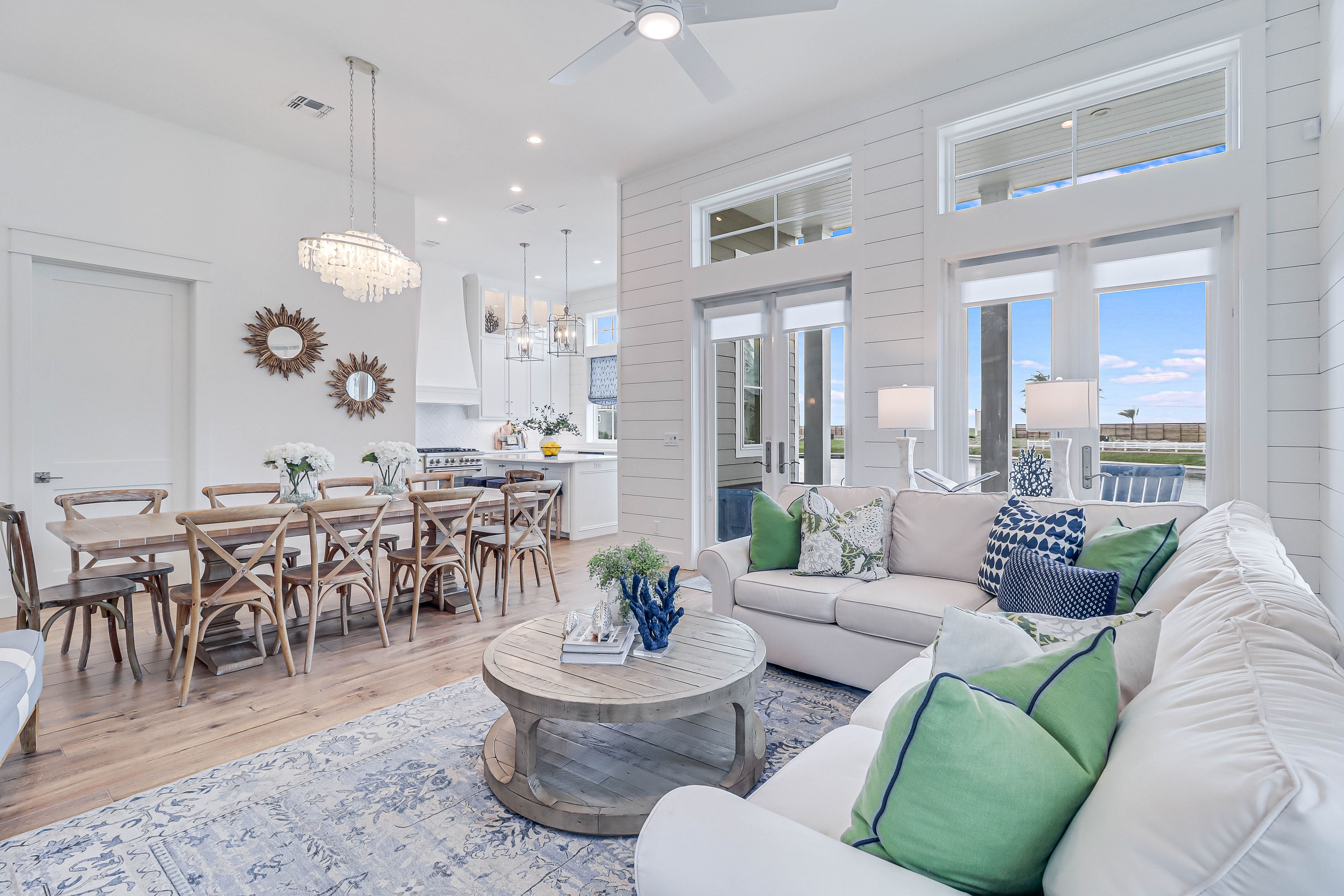 House Agave Nueces: Luxury 3-Bedroom Villa with Pool and Beach Access, Nueces County