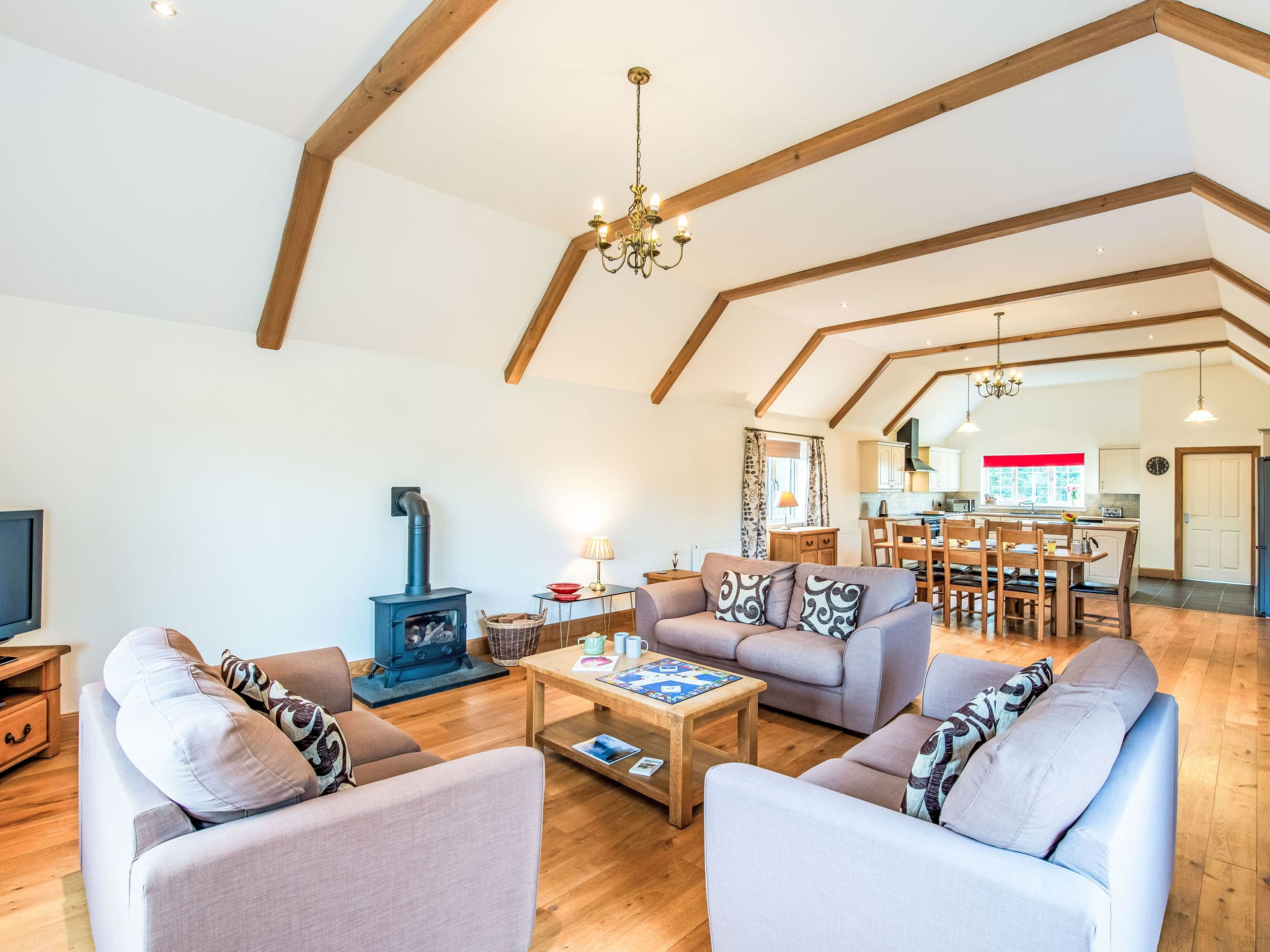 House Altsigh Lochness: Modern 3-Bedroom Highland Cottage with Countryside Views and Garden Near Famous Loch