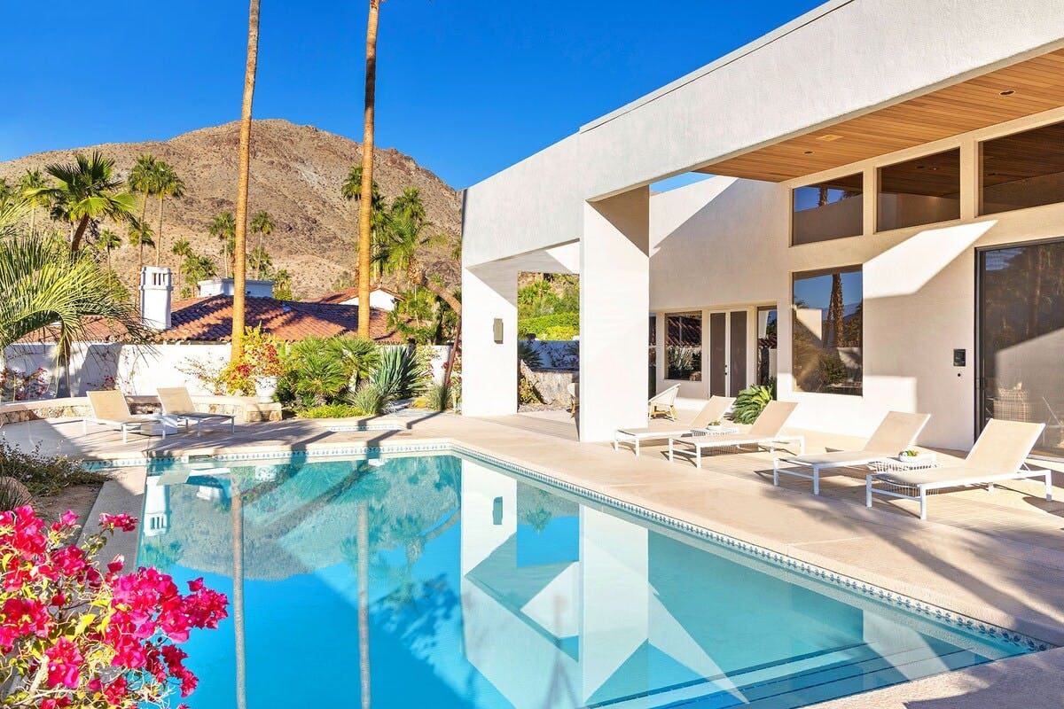 House Andreas PalmSprings: Luxury 4-Bedroom Apartment with Pool and Golf Access, Palm Springs