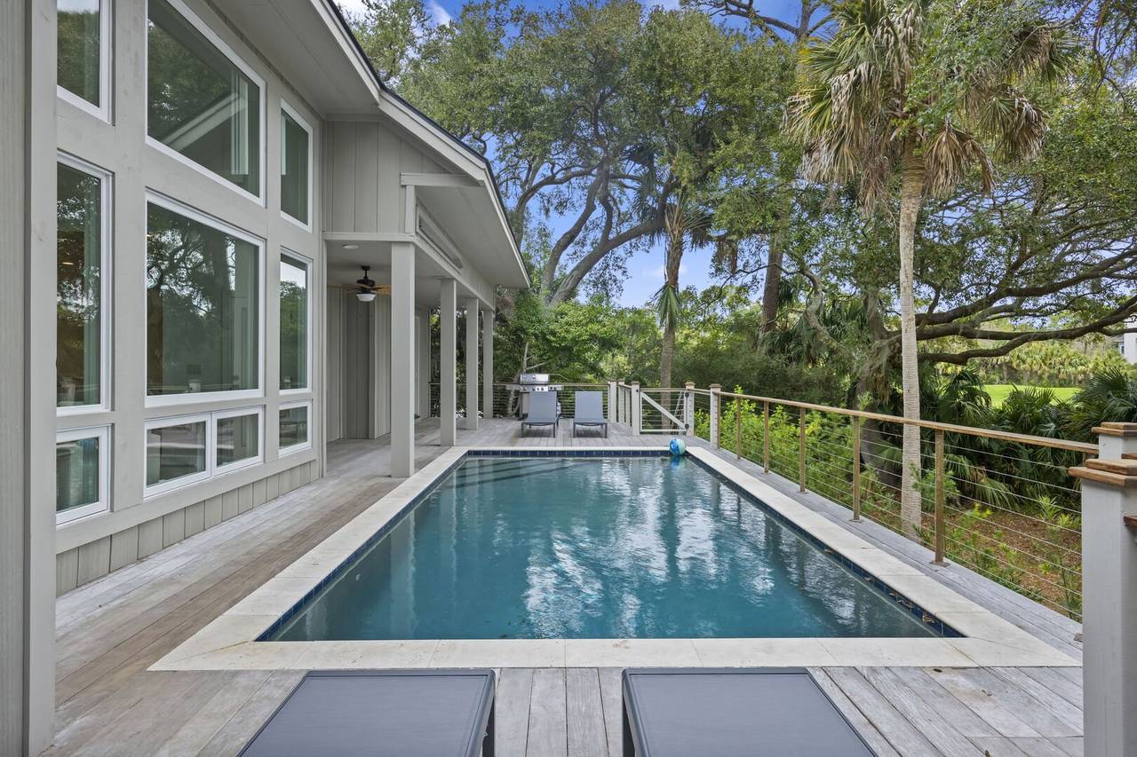 House Angel Oak Johns Island Johns Island: Luxury 4-Bedroom Villa with Private Pool, Johns Island