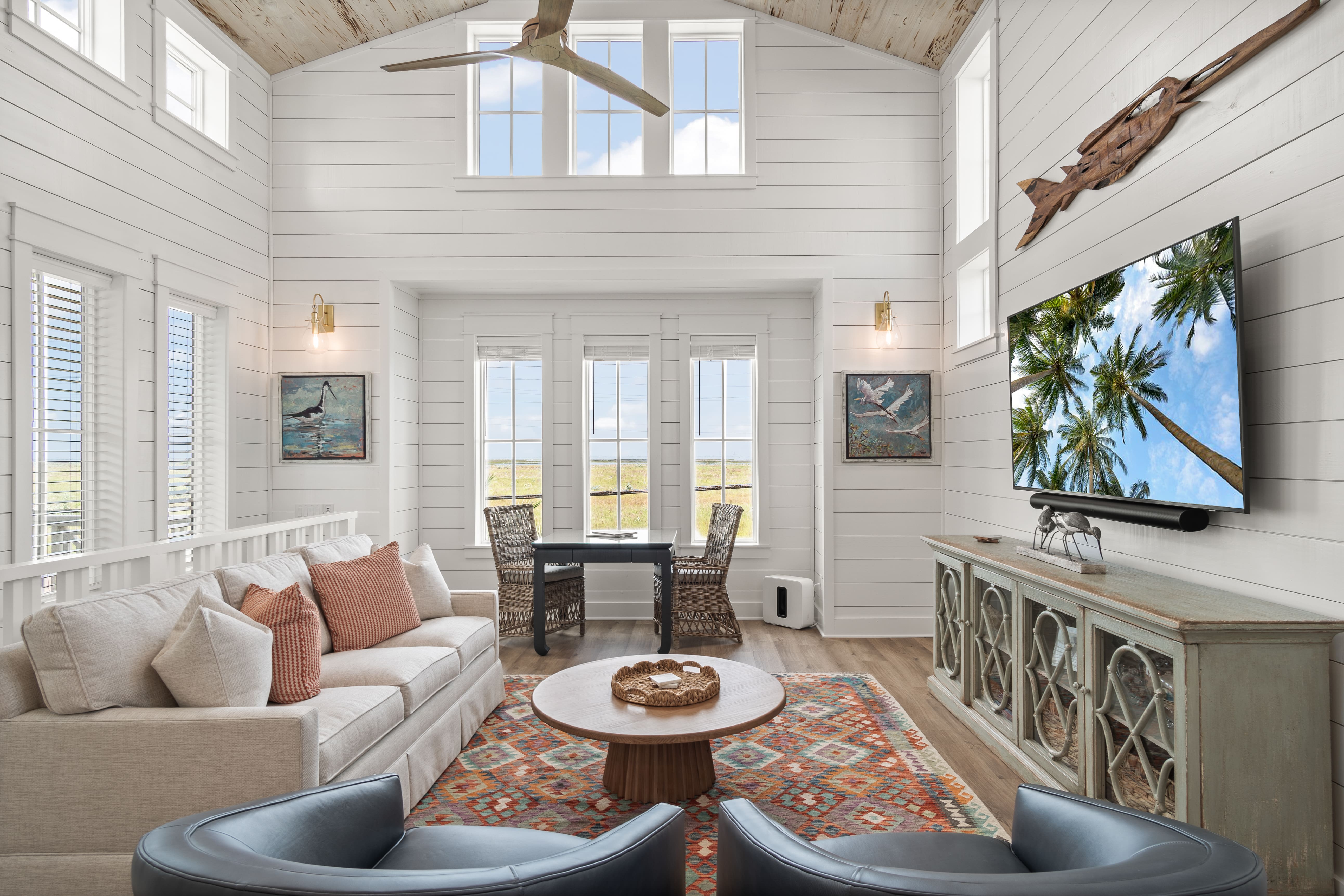 House Aransas Nueces Texas: Luxury 3-Bedroom Villa with Seaview and Resort Amenities, Nueces County