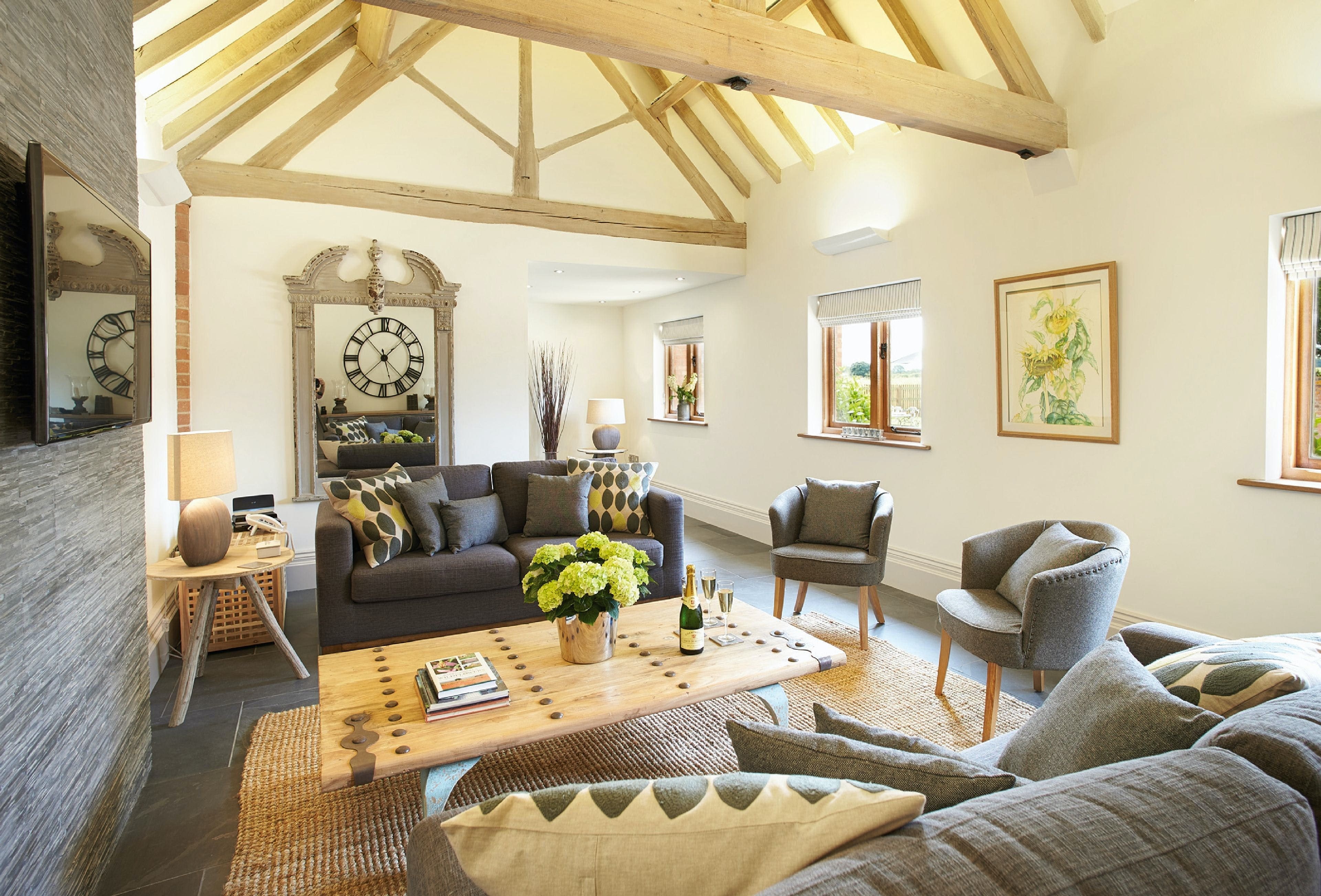 House Avon Warwick: Charming 4-Bedroom Cottage with Countryside Views, Warwickshire