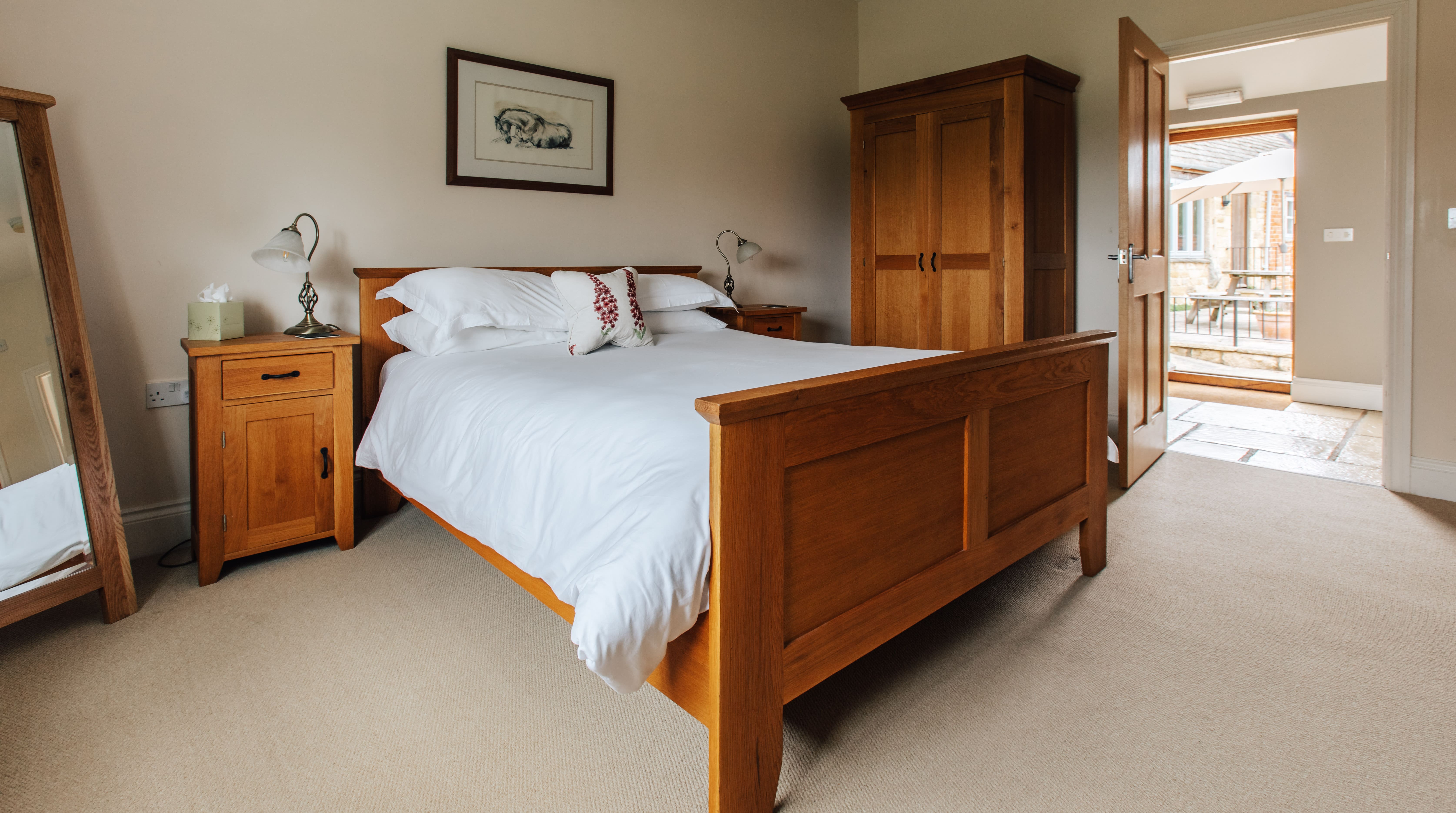 House Avonlea Stratford-upon-Avon: Spacious 4-Bedroom Family-Friendly Apartment Rental Stratford-upon Avon