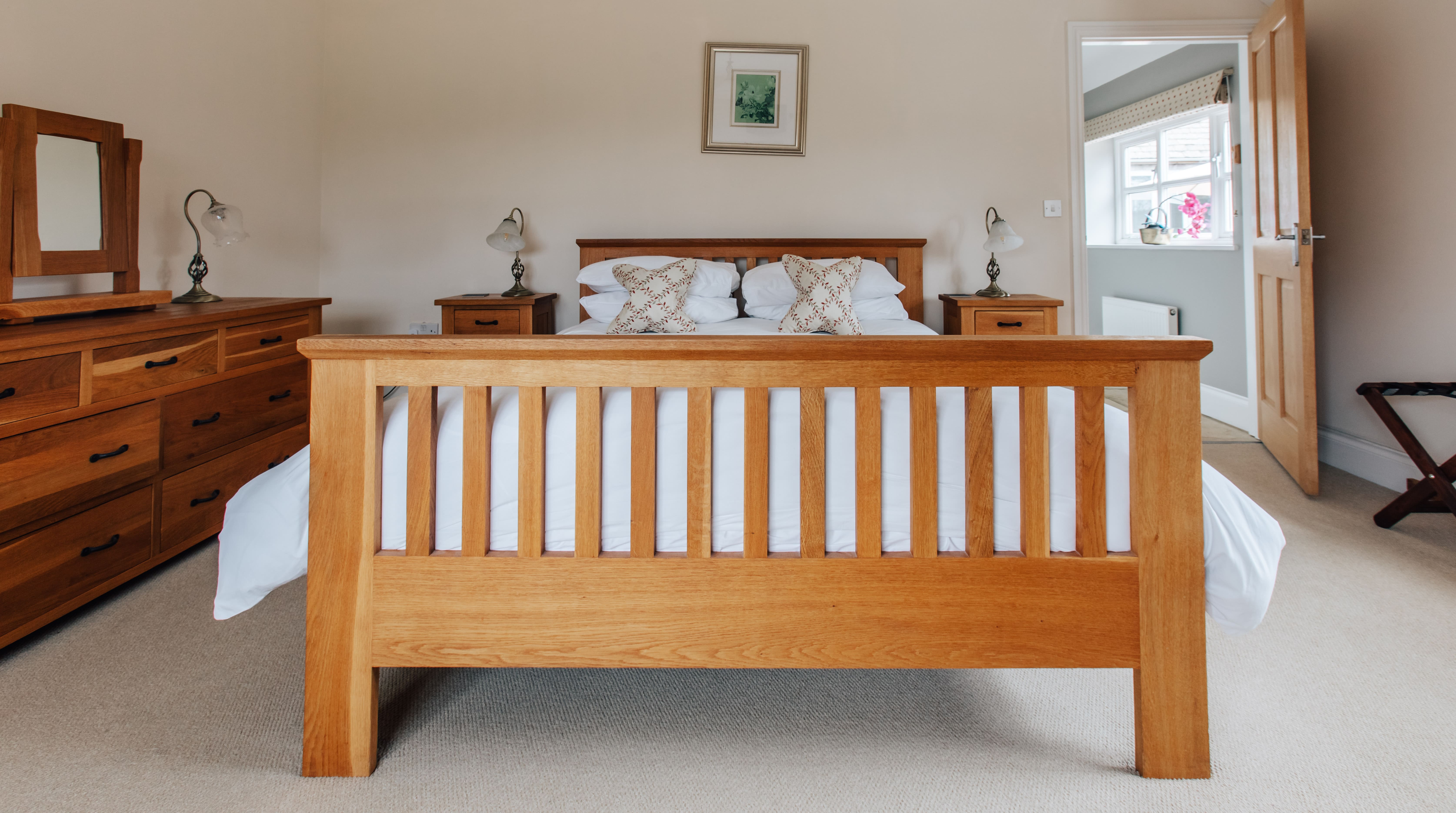 House Avonlea Stratford-upon-Avon: Spacious 4-Bedroom Family-Friendly Apartment Rental Stratford-upon Avon