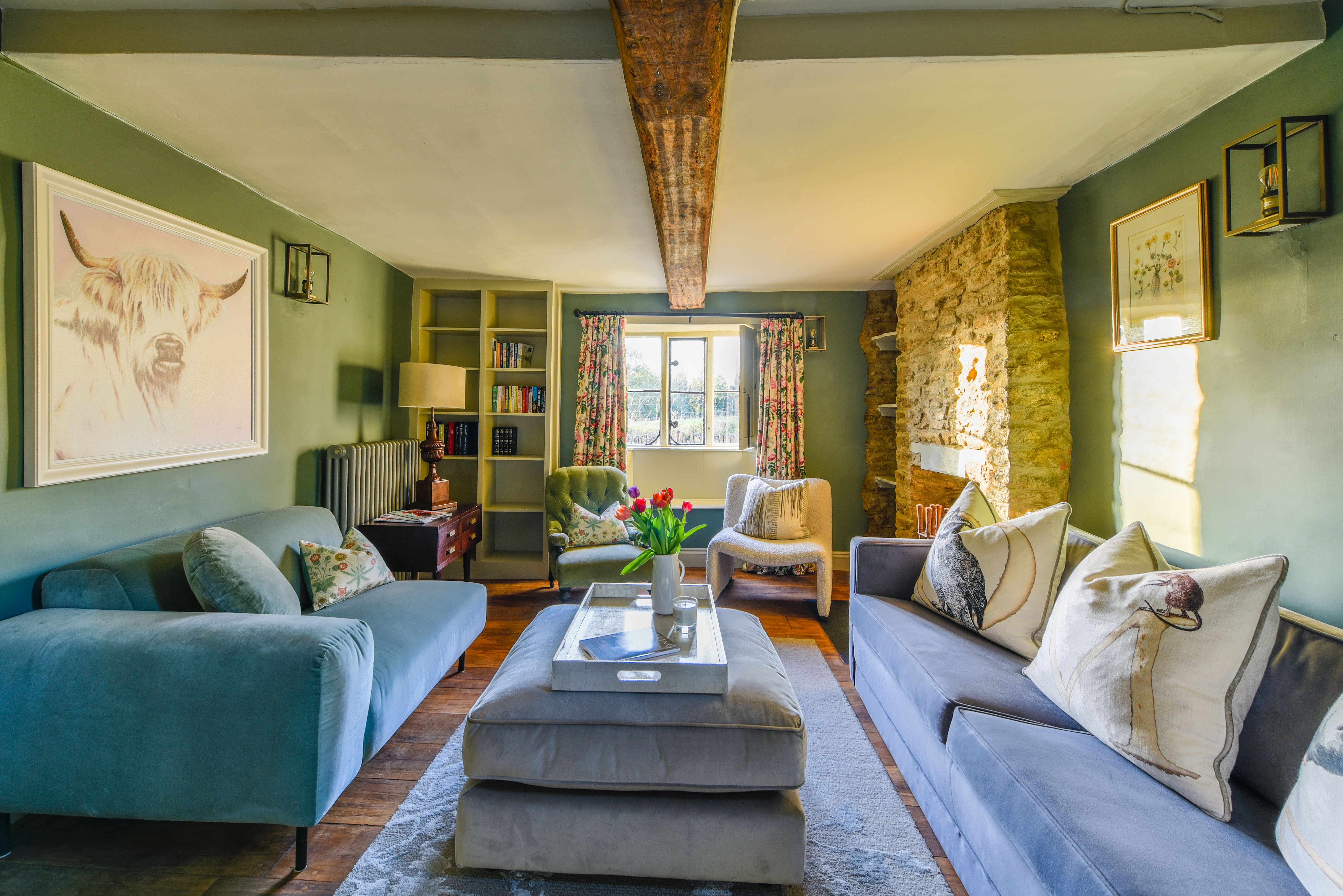 House Bartons Oxfordshire: Charming 5-Bedroom House with Countryside Views, Oxfordshire