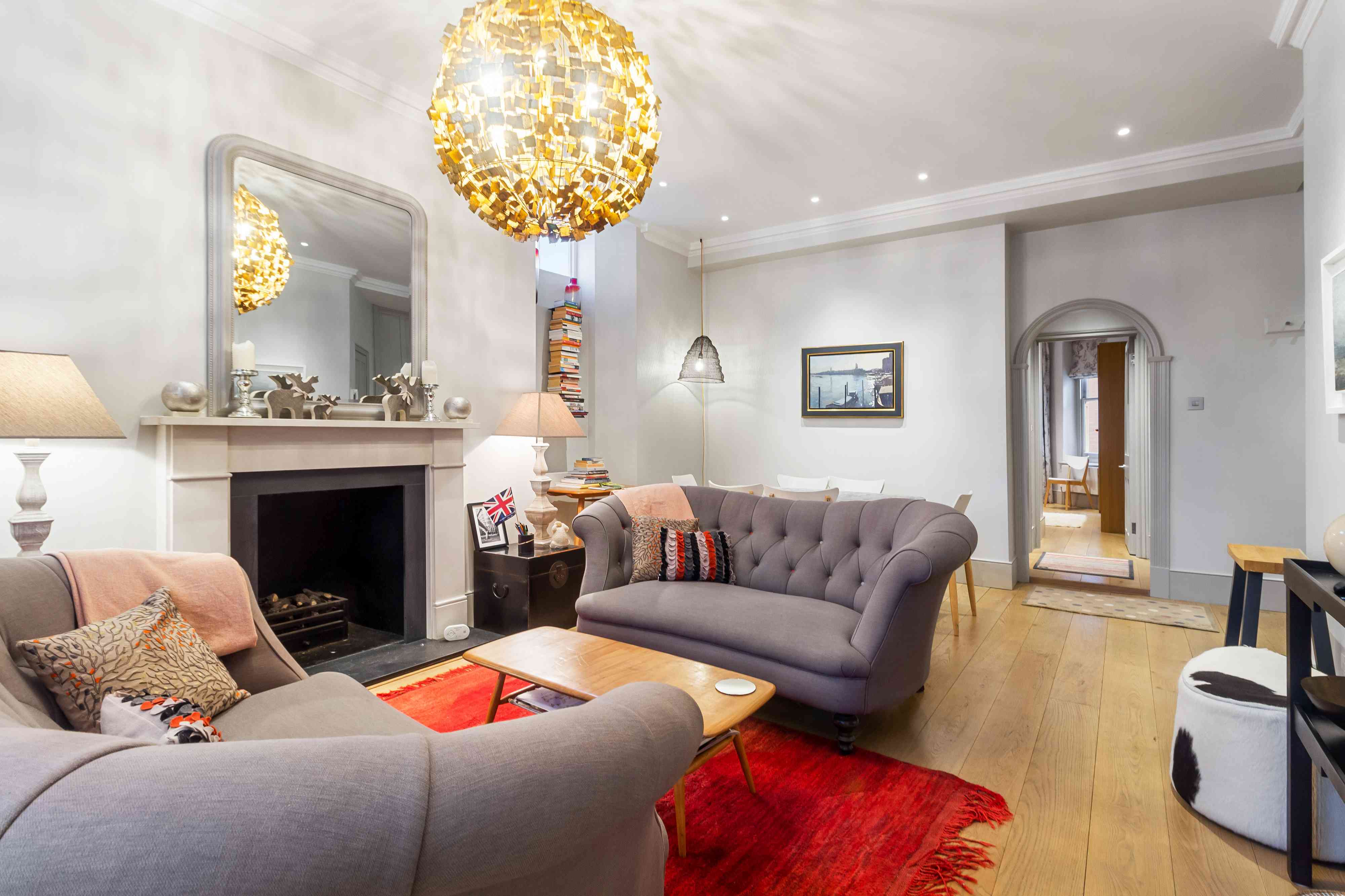 House Belgravia Belgravia: Elegant 3-Bedroom Apartment in Chic Belgravia, London