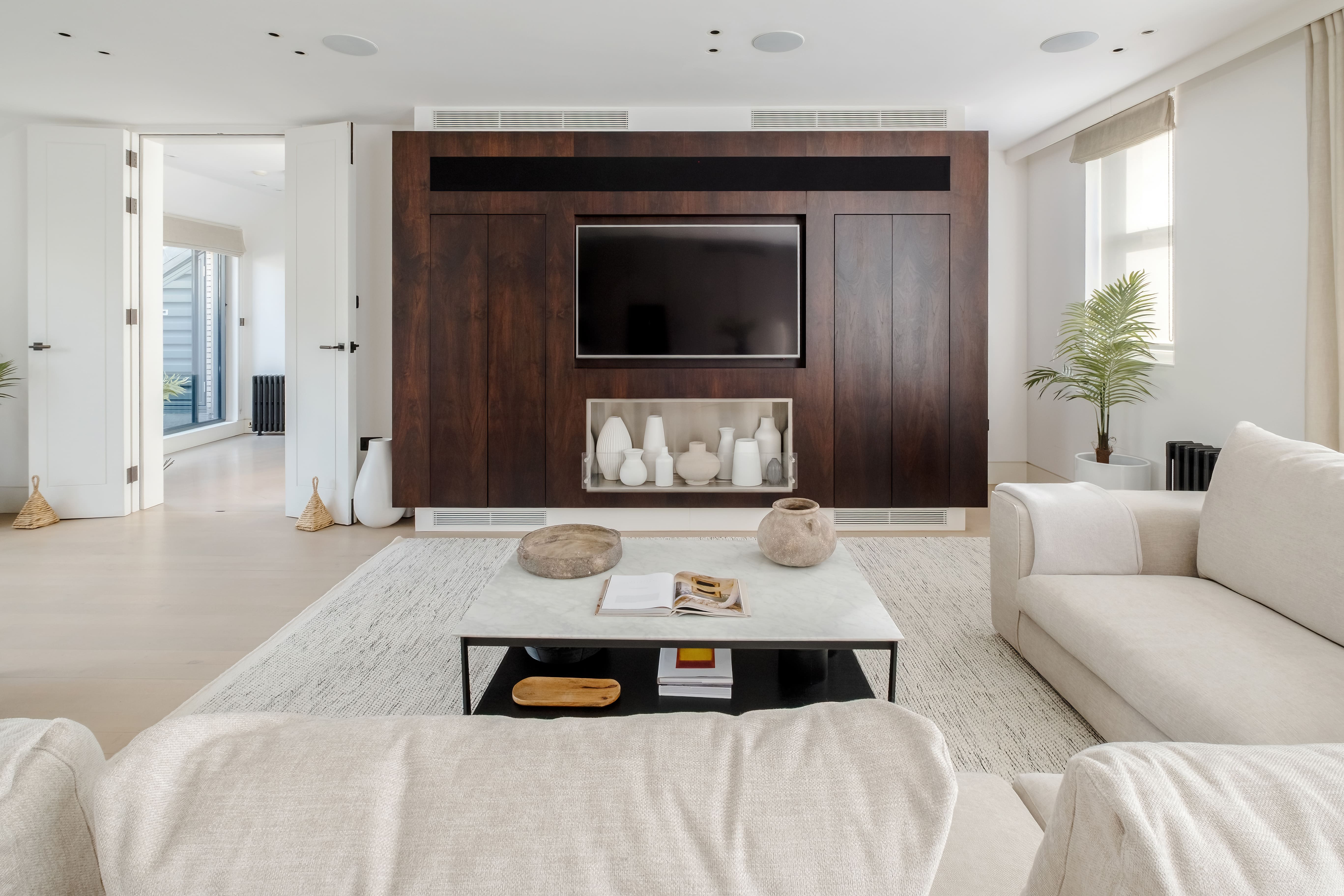 House Berwick Soho Soho 5: Spacious 4-Bedroom Luxury Apartment with Balconies, Soho