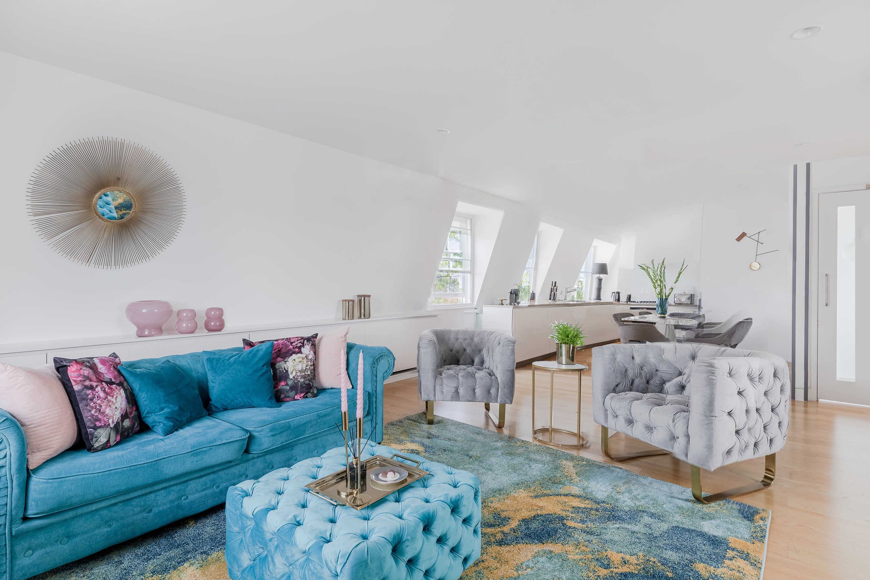 House Bow CoventGarden Covent Garden 2: Exquisite 3-Bedroom Penthouse with Family-Friendly Features, Covent Garden, London