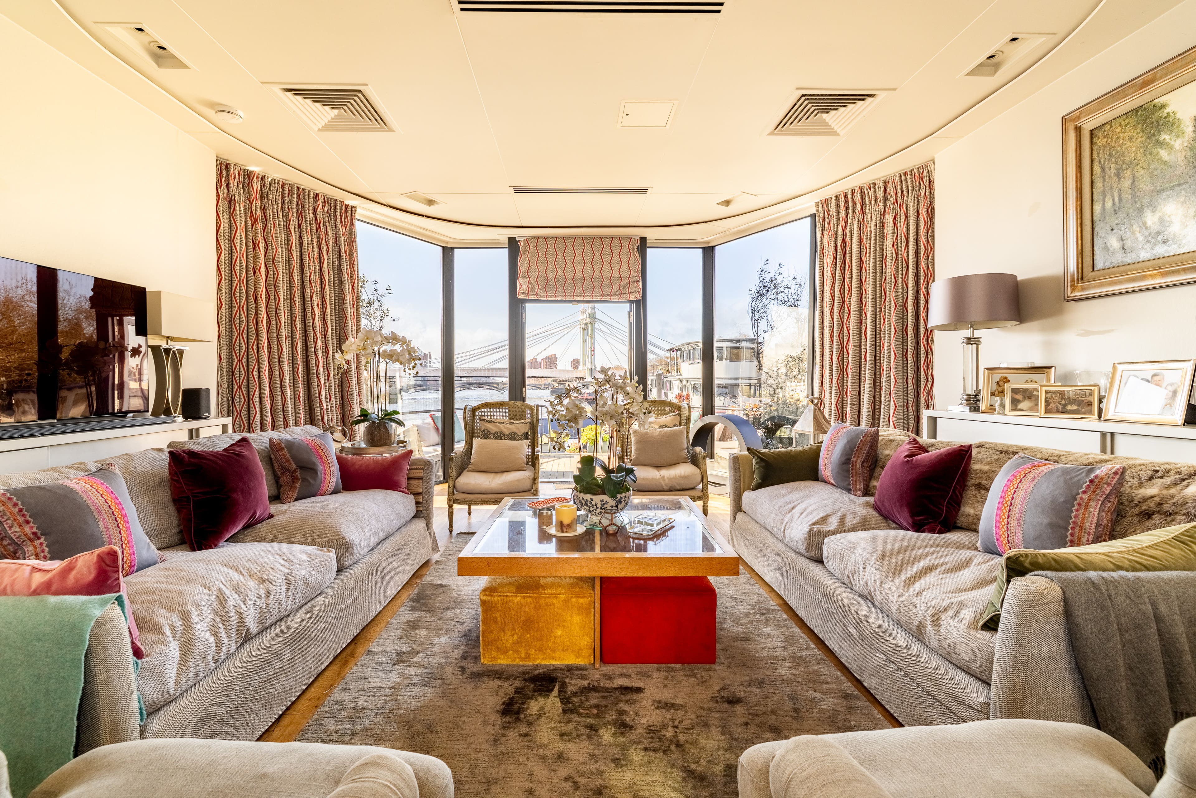 House Cadogan Chelsea: Luxury 3-Bedroom Apartment Perfect for Families, Chelsea