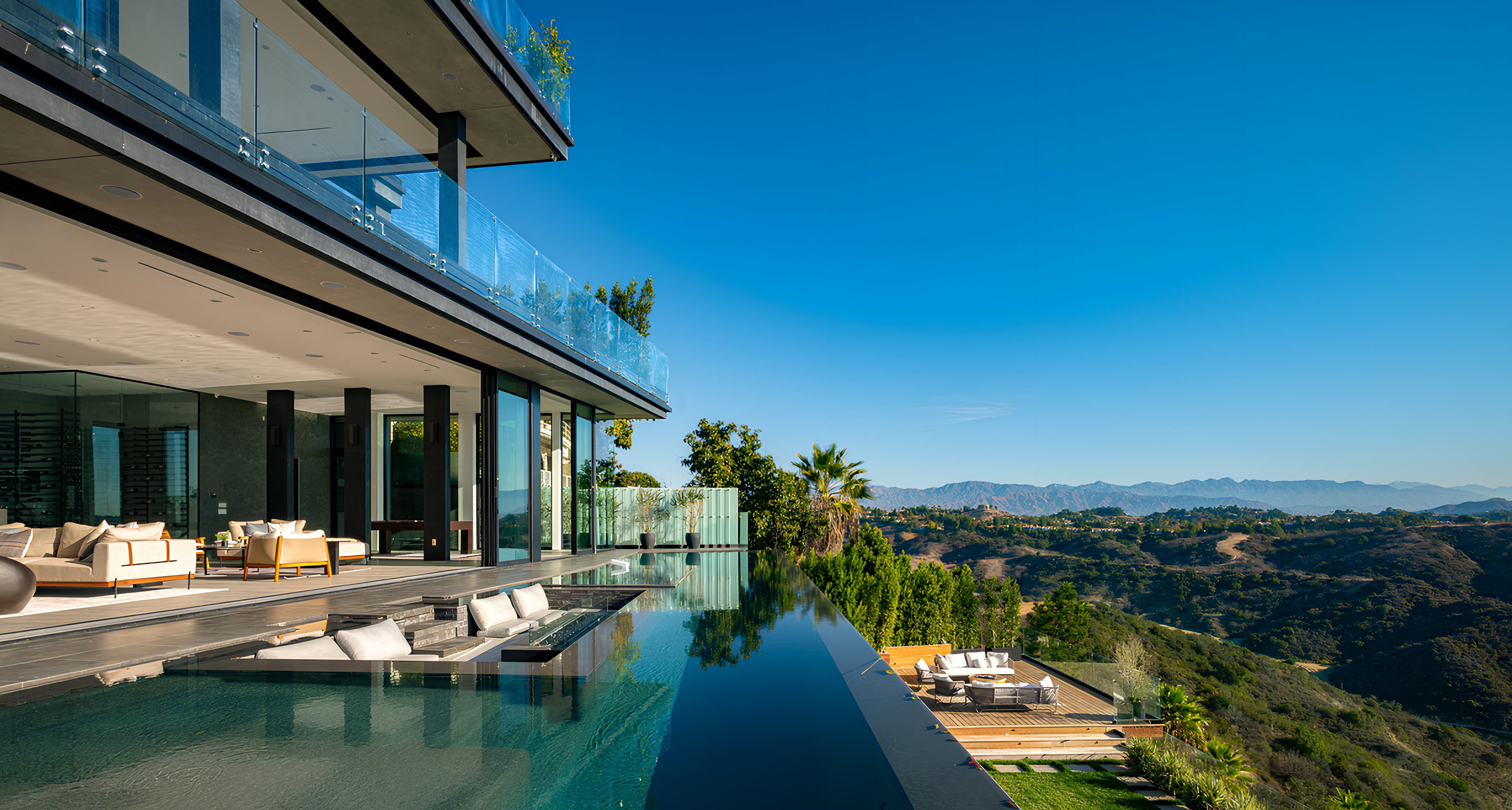House Canyonside Bel-Air: Luxury 6-Bedroom Villa with Infinity Pool, Bel Air