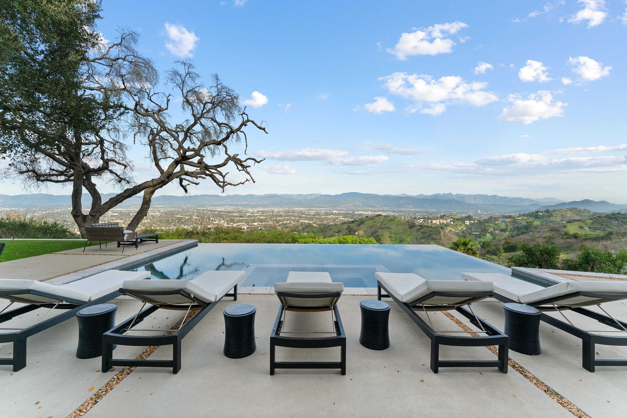 House Chaparral Beverly Beverly Crest: Spacious 6-Bedroom Apartment with Infinity Pool, Beverly Crest