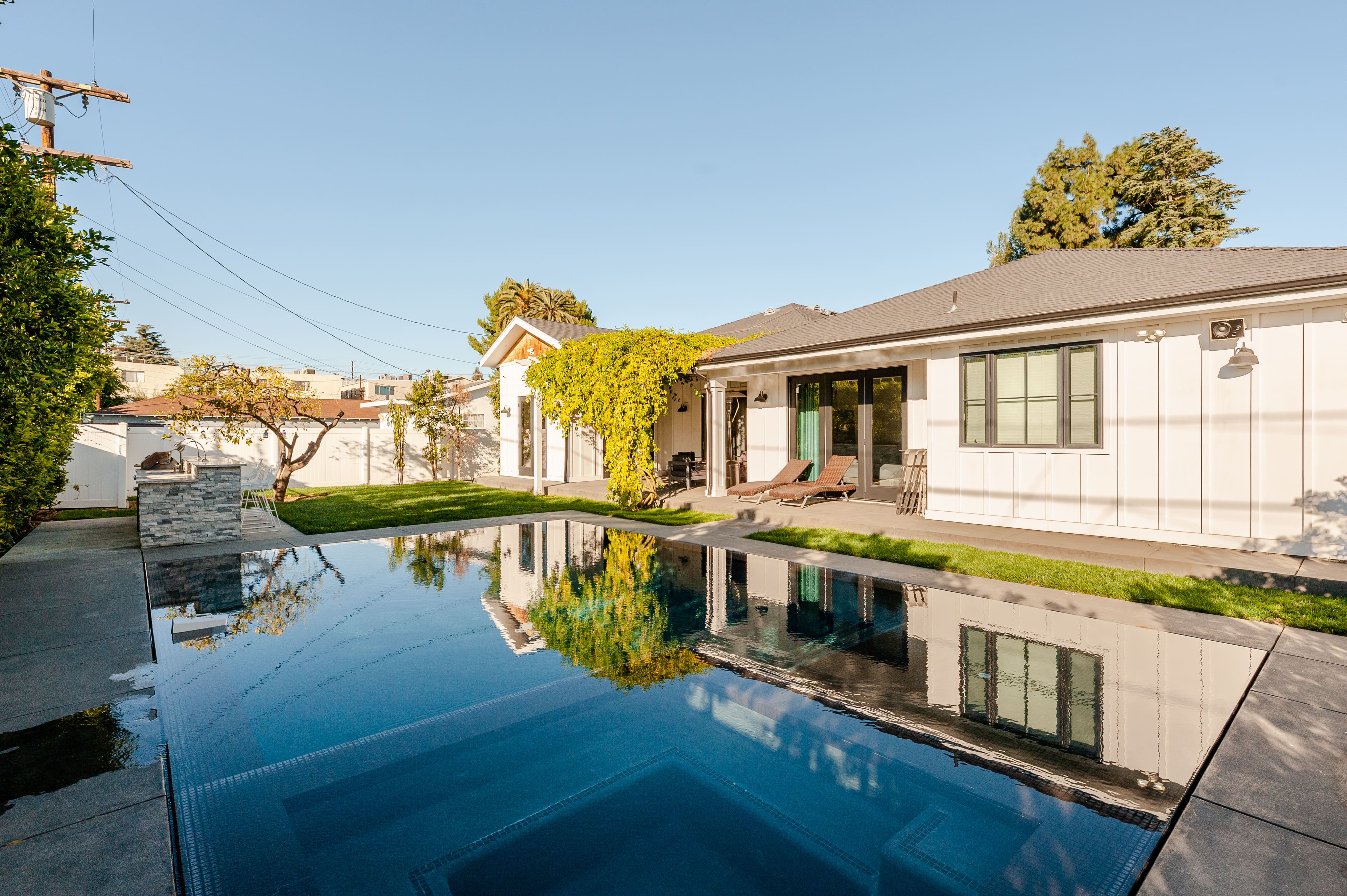 House Chaparral Encino: Luxury 4-Bedroom House with Pool and Hot Tub, San Fernando Valley