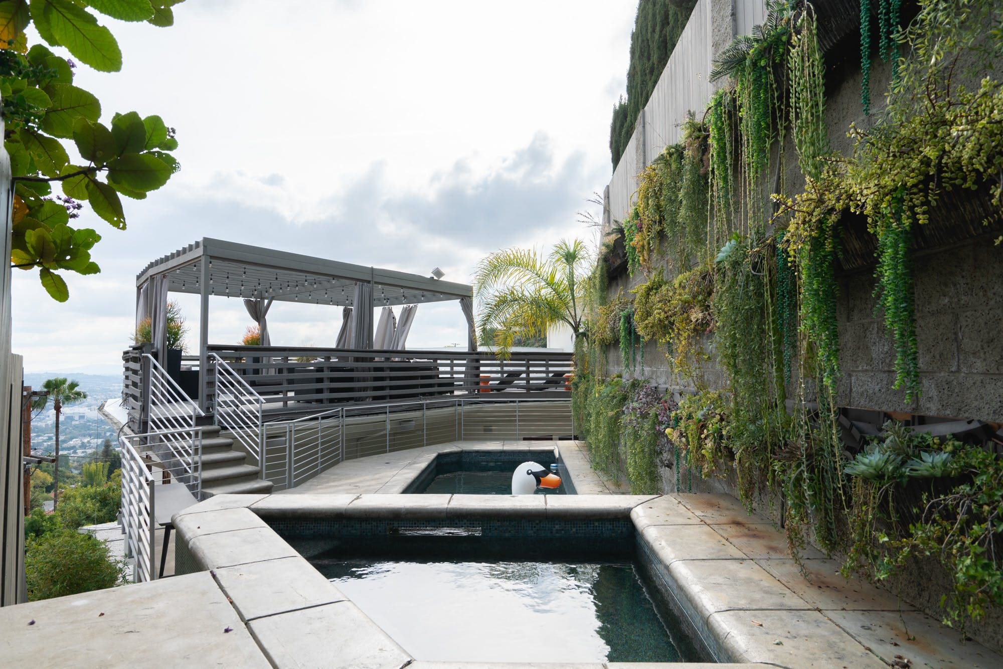 House Chaparral LaurelCanyon Laurel Canyon 5: Luxury 7-Bedroom Villa with Pool and Hot Tub, Laurel Canyon