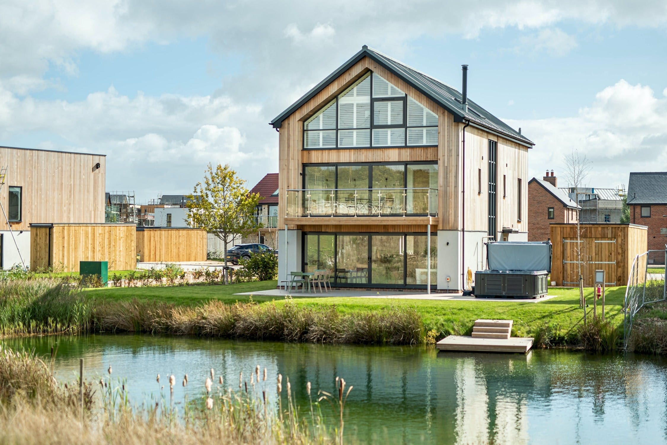 House Chesil Weymouth Weymouth 4: Luxury 5-Bedroom Apartment with Pool and Tennis, Weymouth