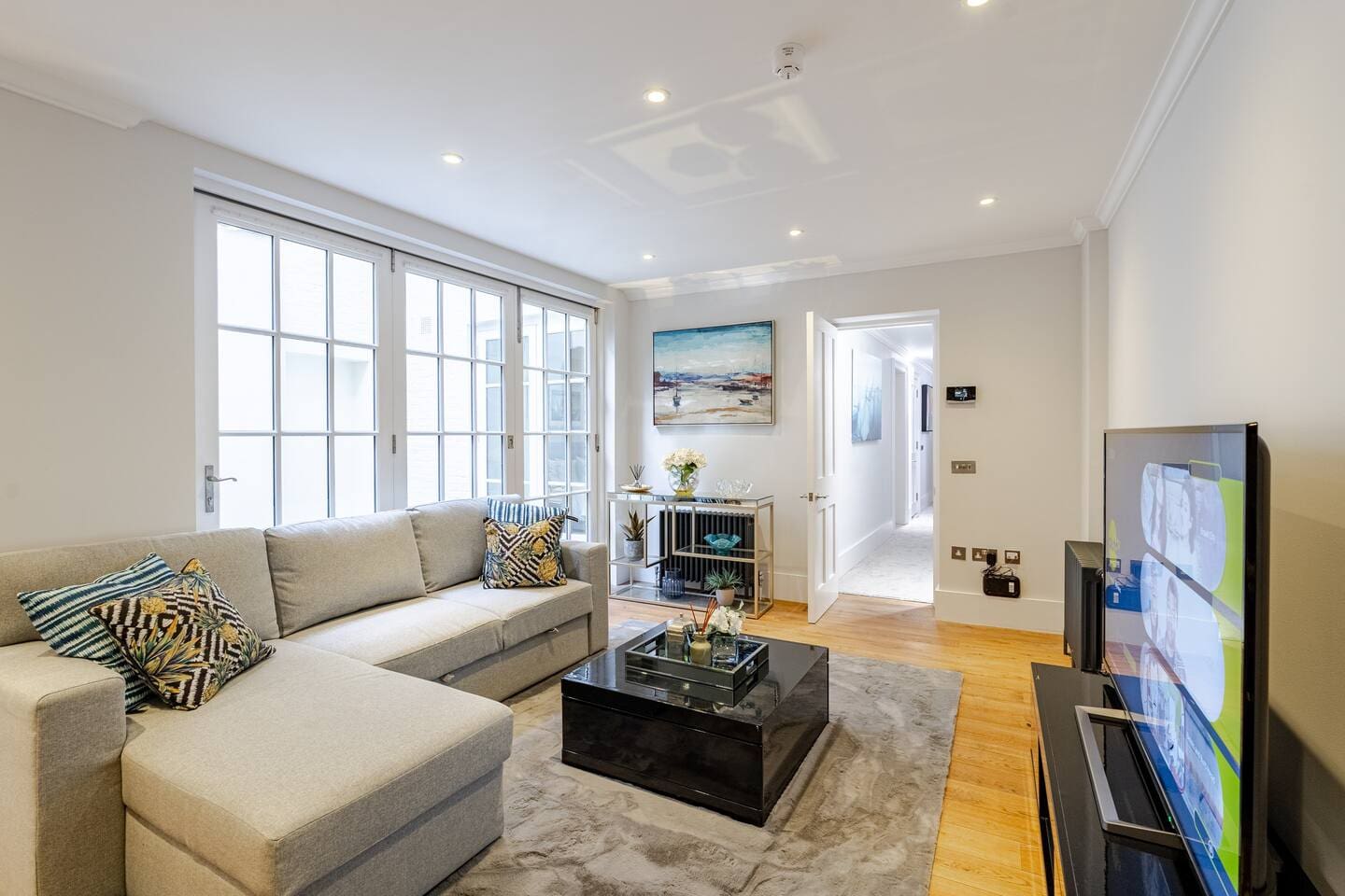 House Chiltern Marylebone Marylebone 25: Elegant 2-Bedroom Luxury Apartment for Families, Marylebone