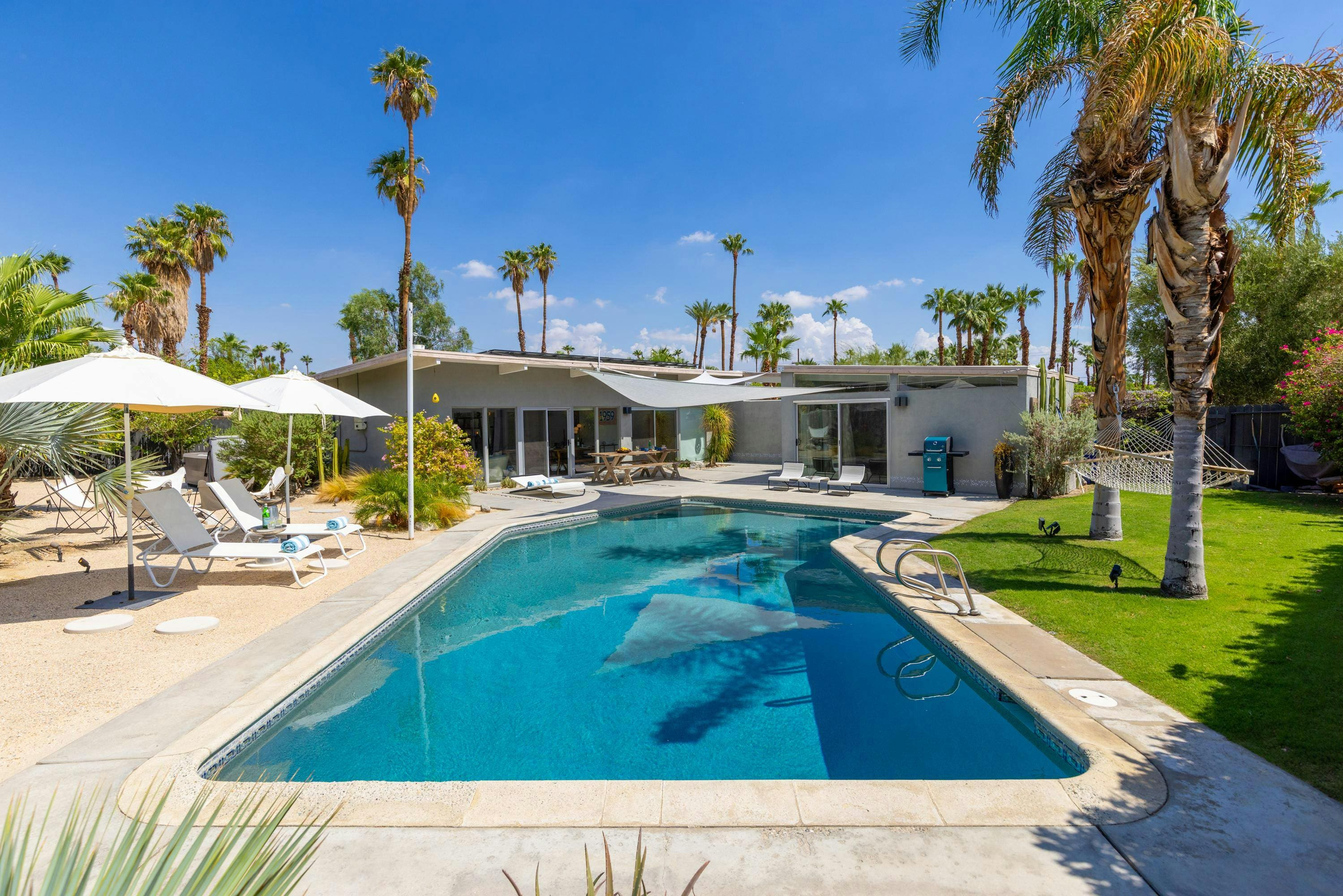 House Cholla Palm Springs Palm Springs: Luxury 3-Bedroom House with Pool and Hot Tub, Palm Springs