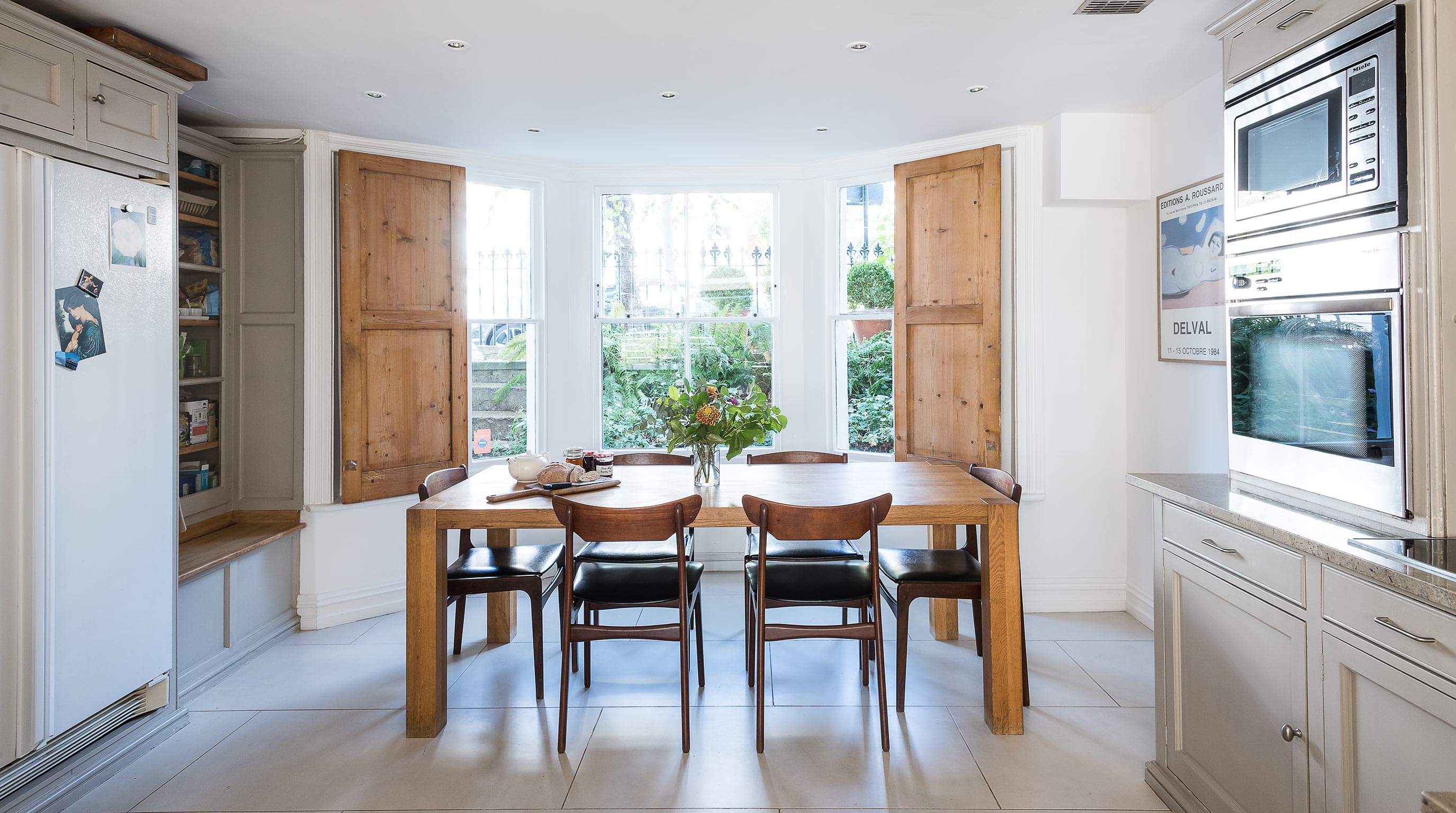 House Clapham Common: Spacious 5-Bedroom Townhouse with Garden, Clapham