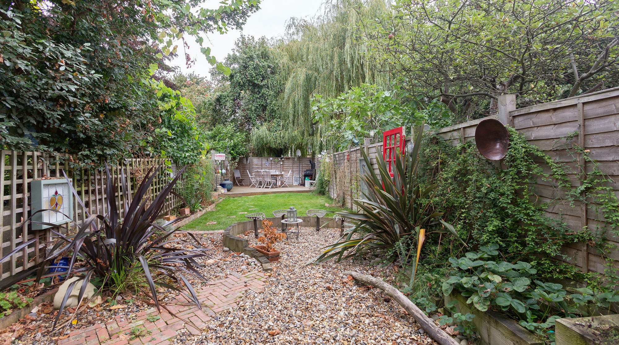 House Coppetts Wood Green: Spacious 5-Bedroom Townhouse with Rooftop Terrace, Wood Green