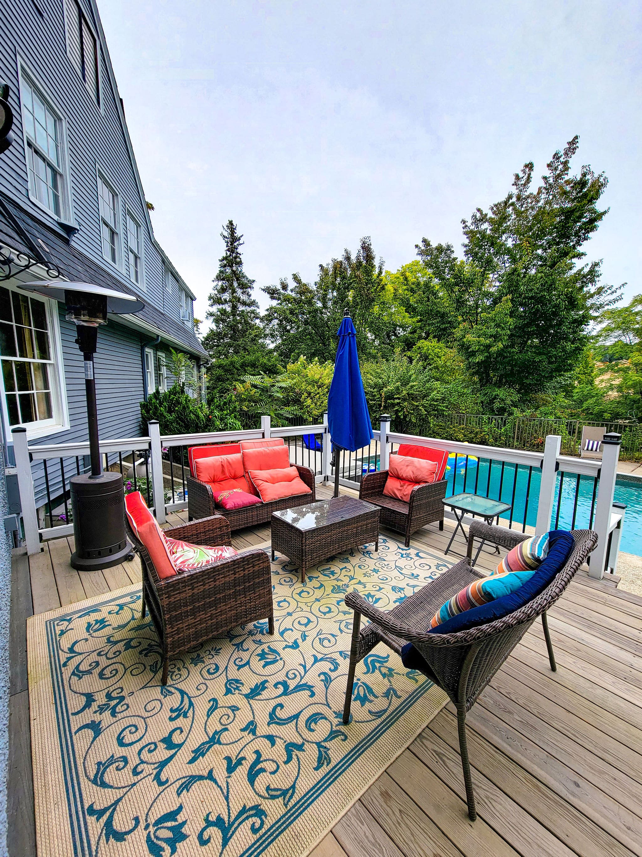 House Cornwall Hudson: Luxury 8-Bedroom House with Pool and Hot Tub, Hudson Valley