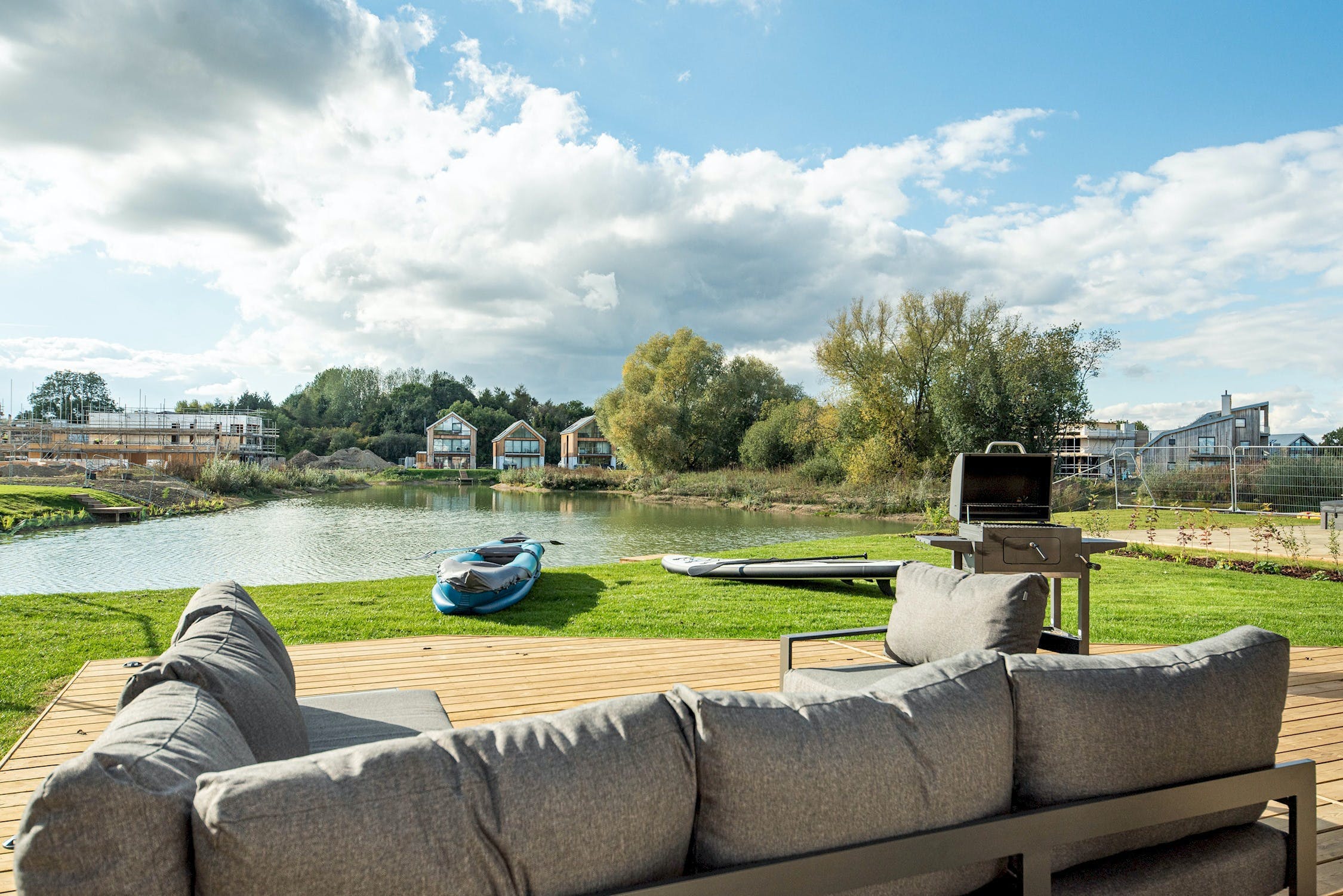 House Cotswold Cirencester Cirencester 4: Luxury 5-Bedroom Apartment with Lake Views and Tennis Court, Cirencester