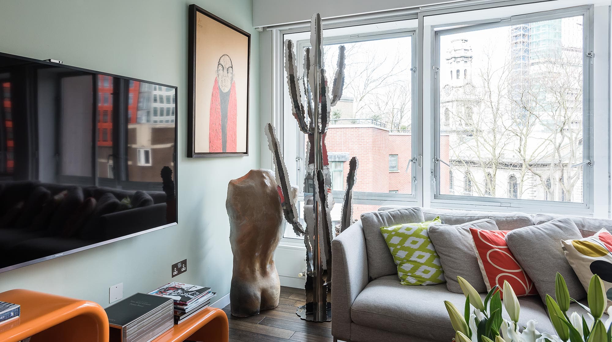 House Covent West End: Luxury 1-Bedroom Apartment with Artistic Decor, The West End, London