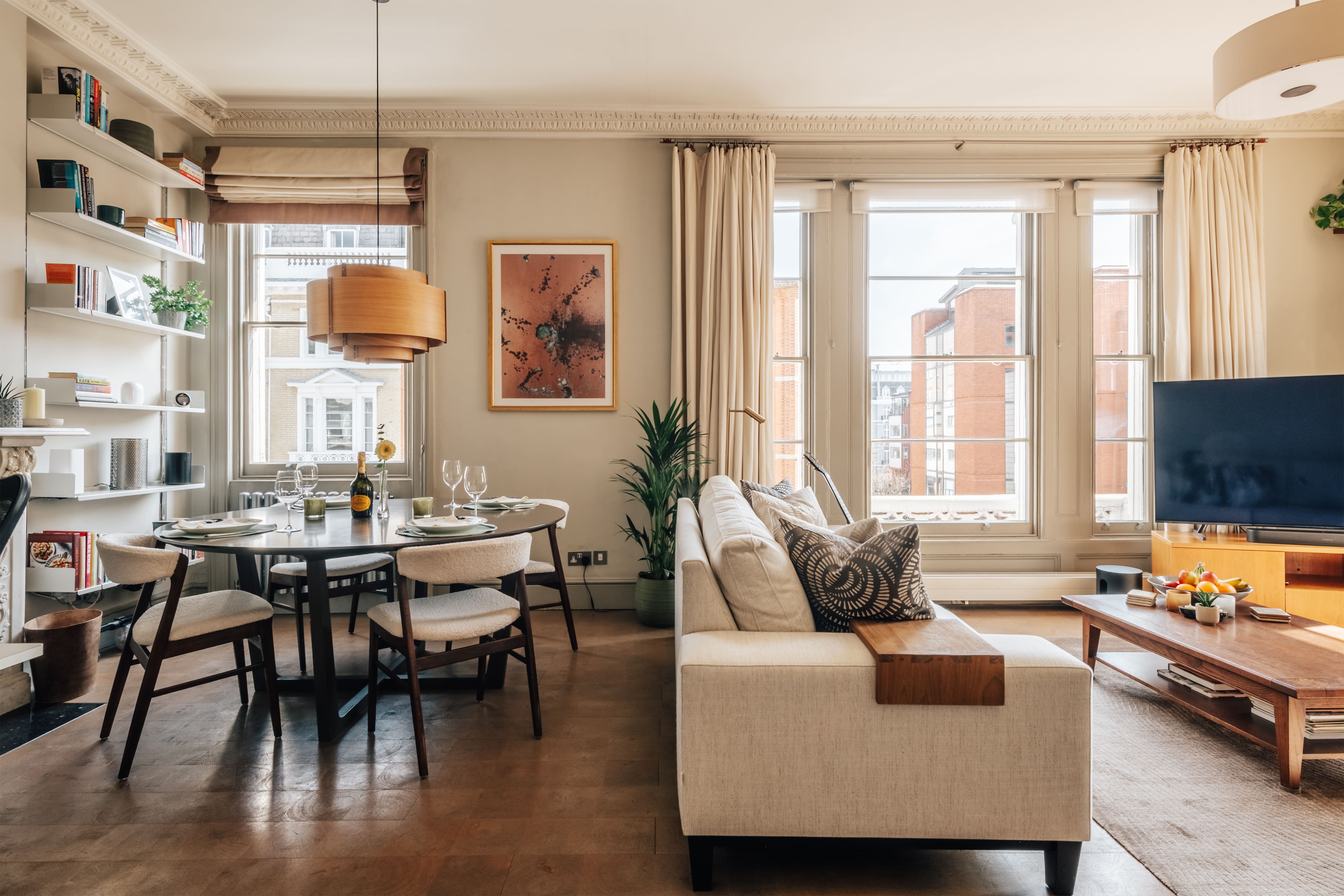 House Cromwell Kensington: Luxury 3-Bedroom Apartment with Air-Con, South Kensington