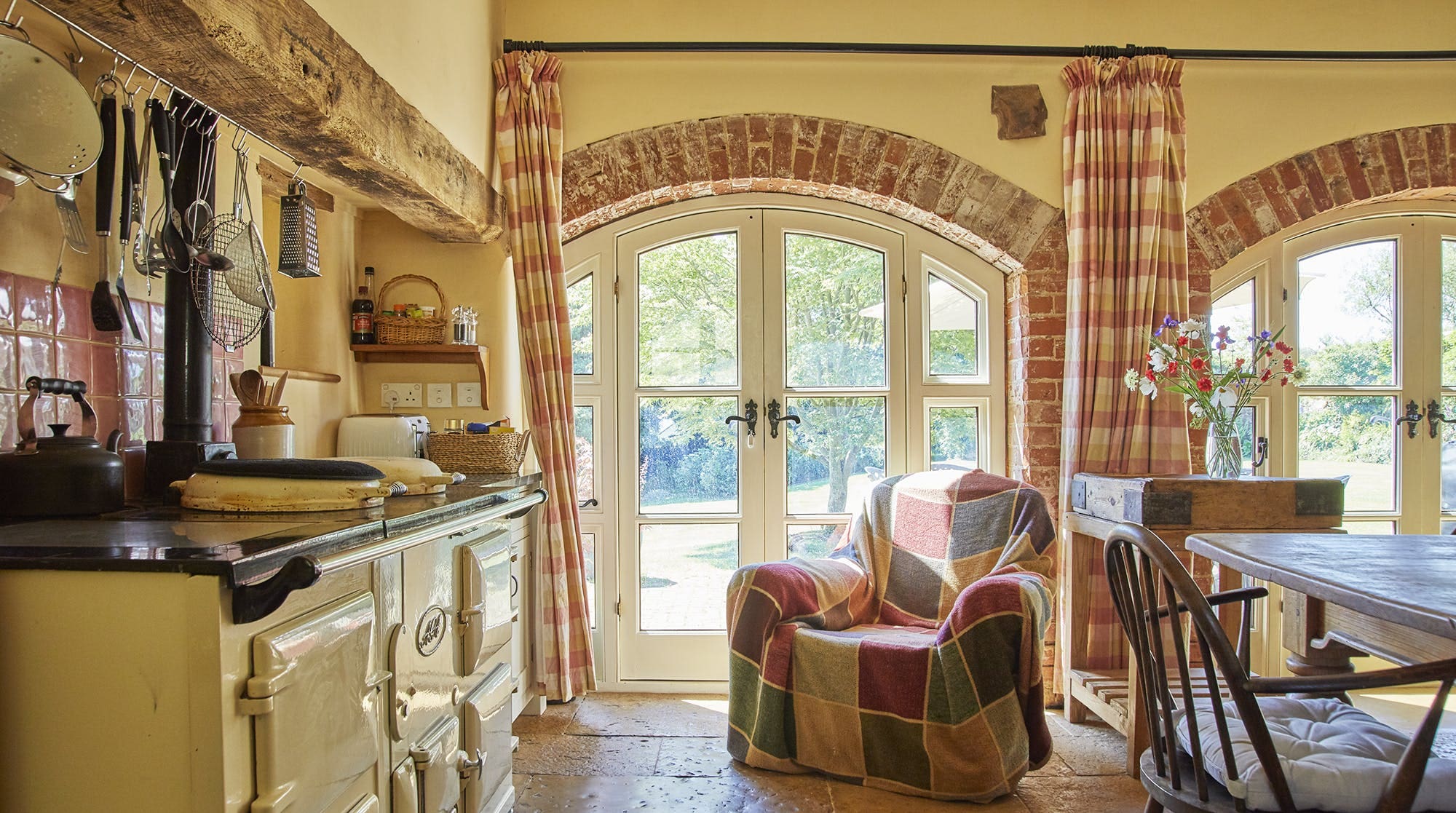 House Culmstock Tiverton: Luxury 5-Bedroom House with Countryside and Lake Views, Tiverton