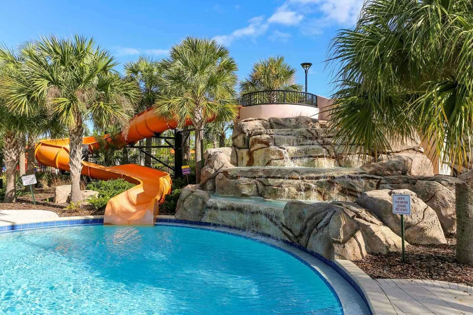 House Cypress Davenport Florida: Spacious 11-Bedroom Villa with Pool and Gym, Polk County