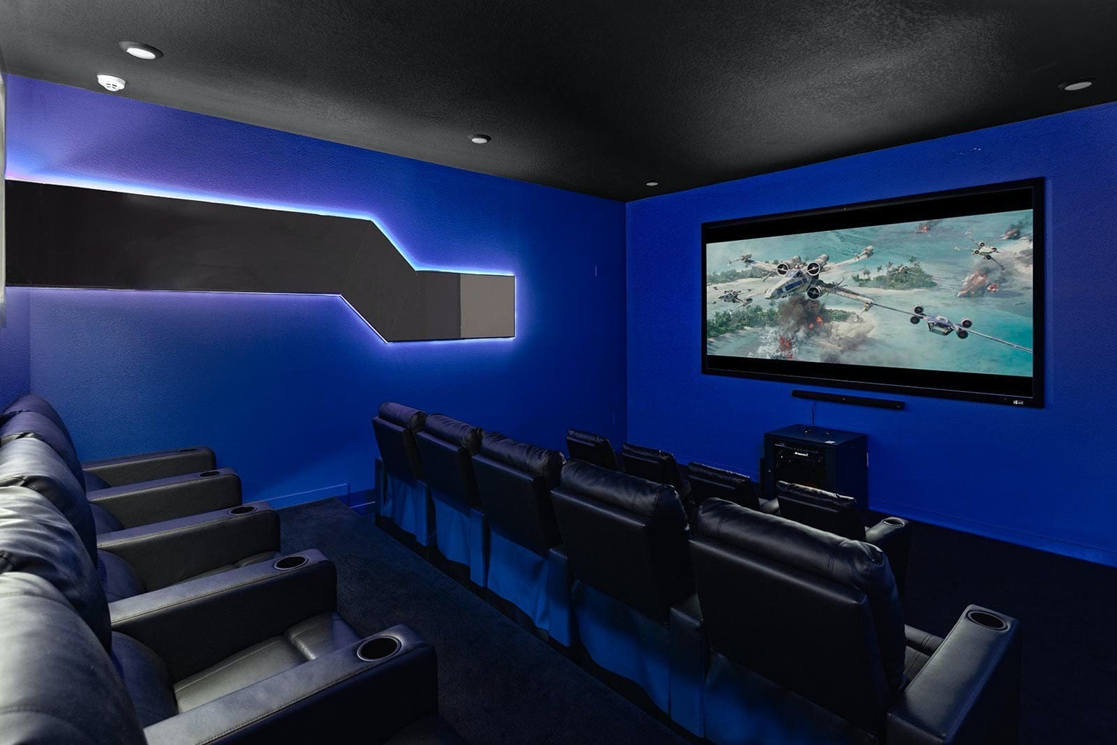 House Cypress Davenport Florida: Spacious 11-Bedroom Villa with Pool and Gym, Polk County