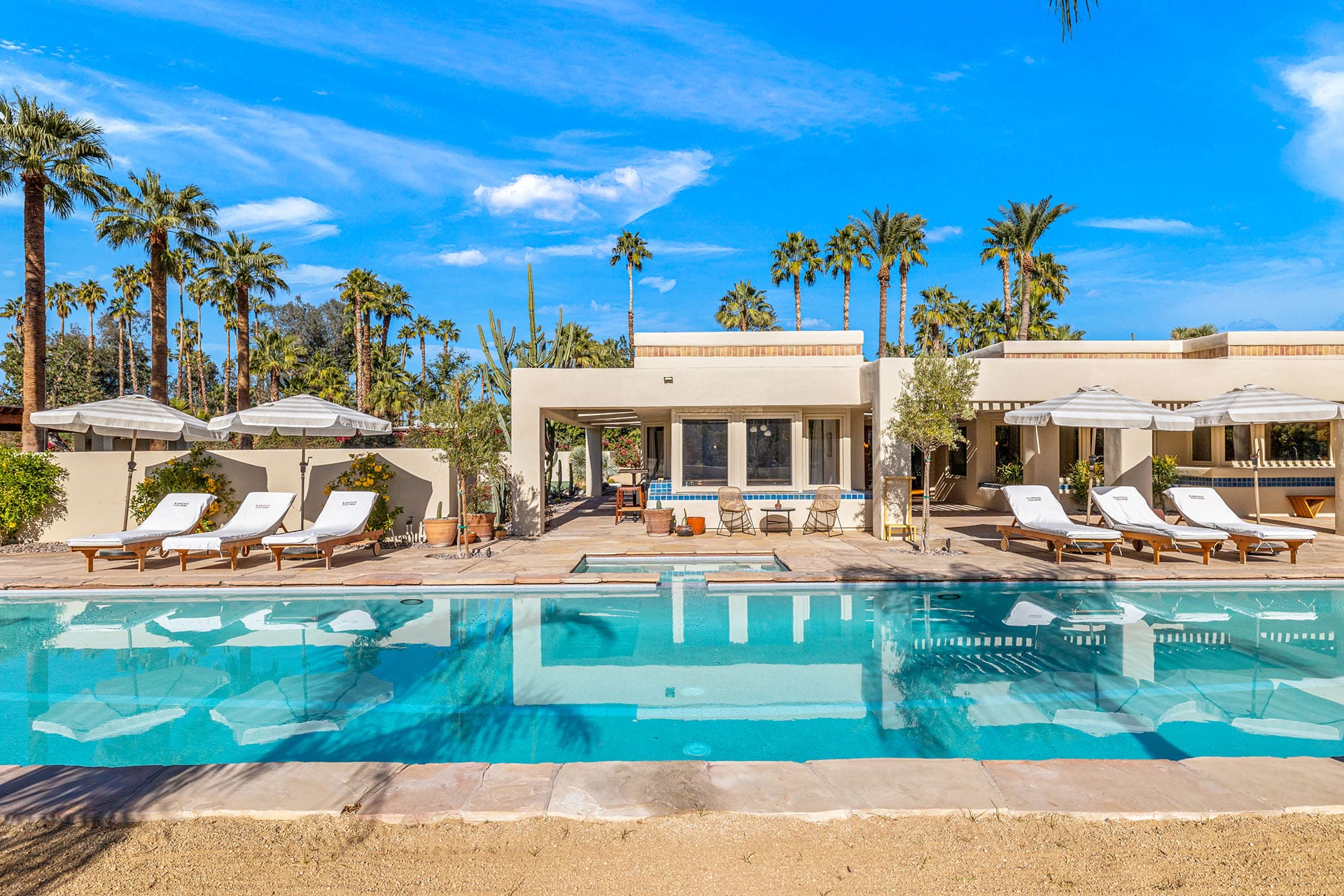 House Desert Mirage: Luxury 6-Bedroom House with Pool and Tennis Court, Rancho Mirage
