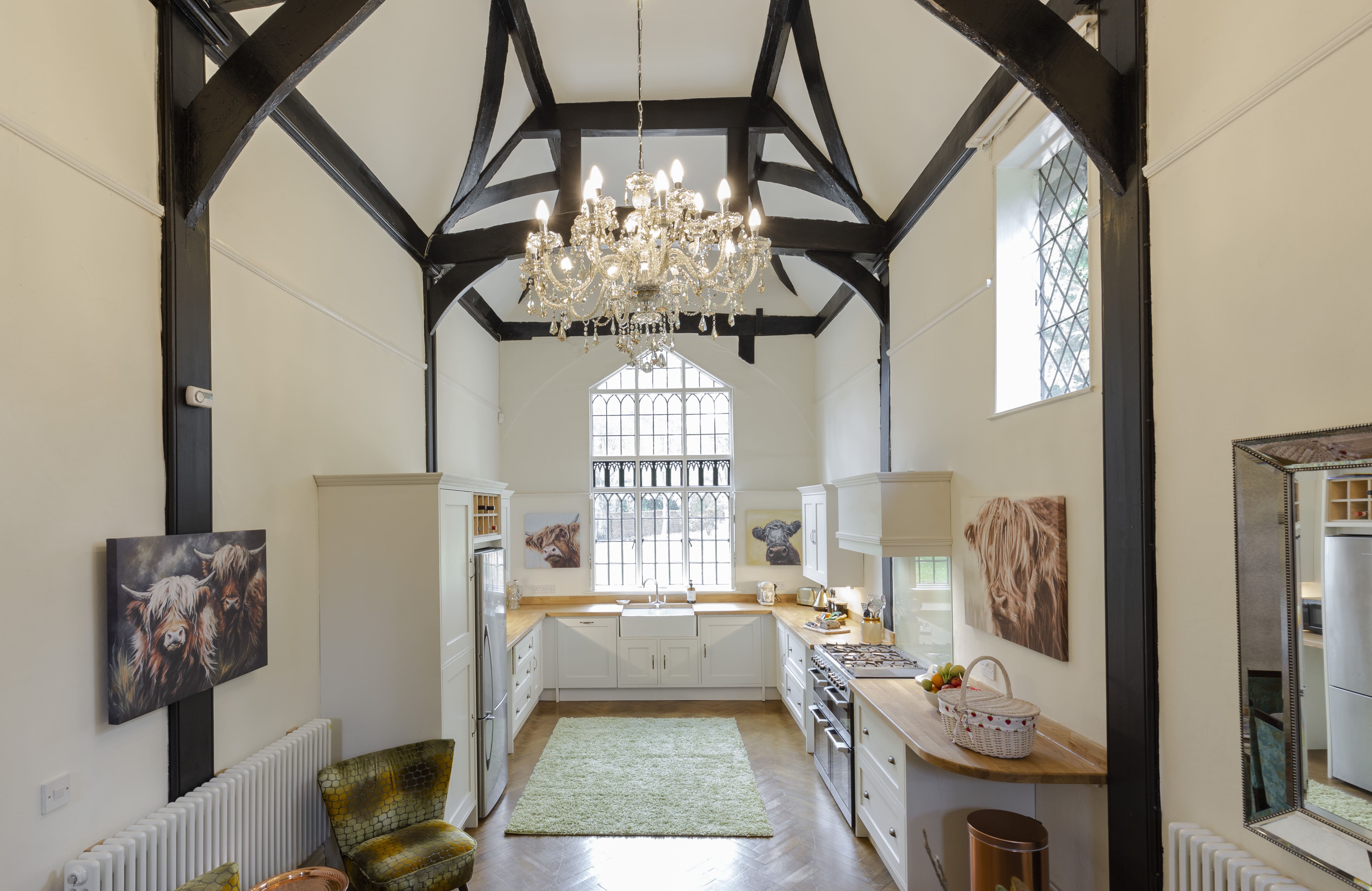 House Dorney Windsor: 4-Bedroom Family-Friendly Apartment with Lake Views, Windsor