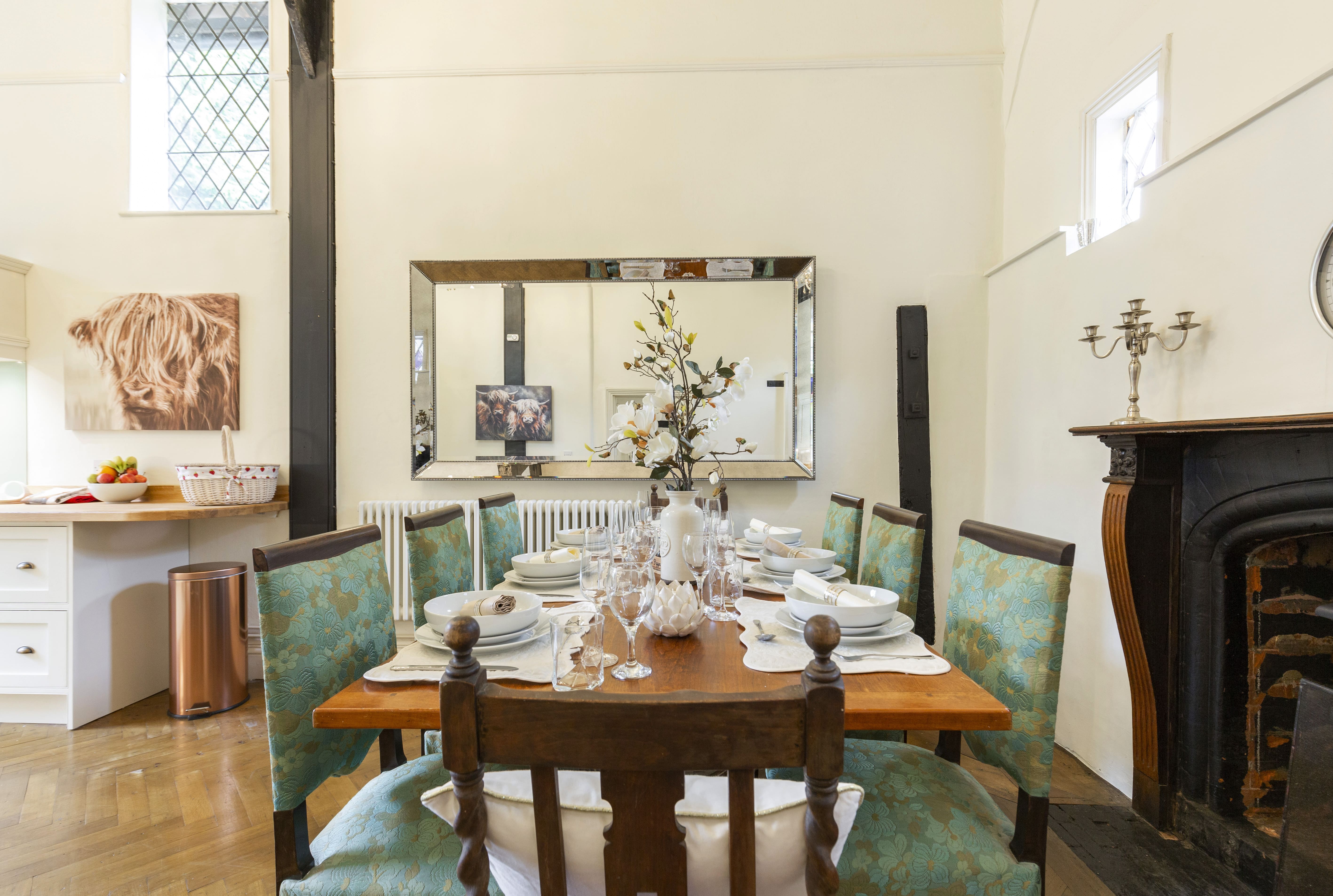 House Dorney Windsor: 4-Bedroom Family-Friendly Apartment with Lake Views, Windsor