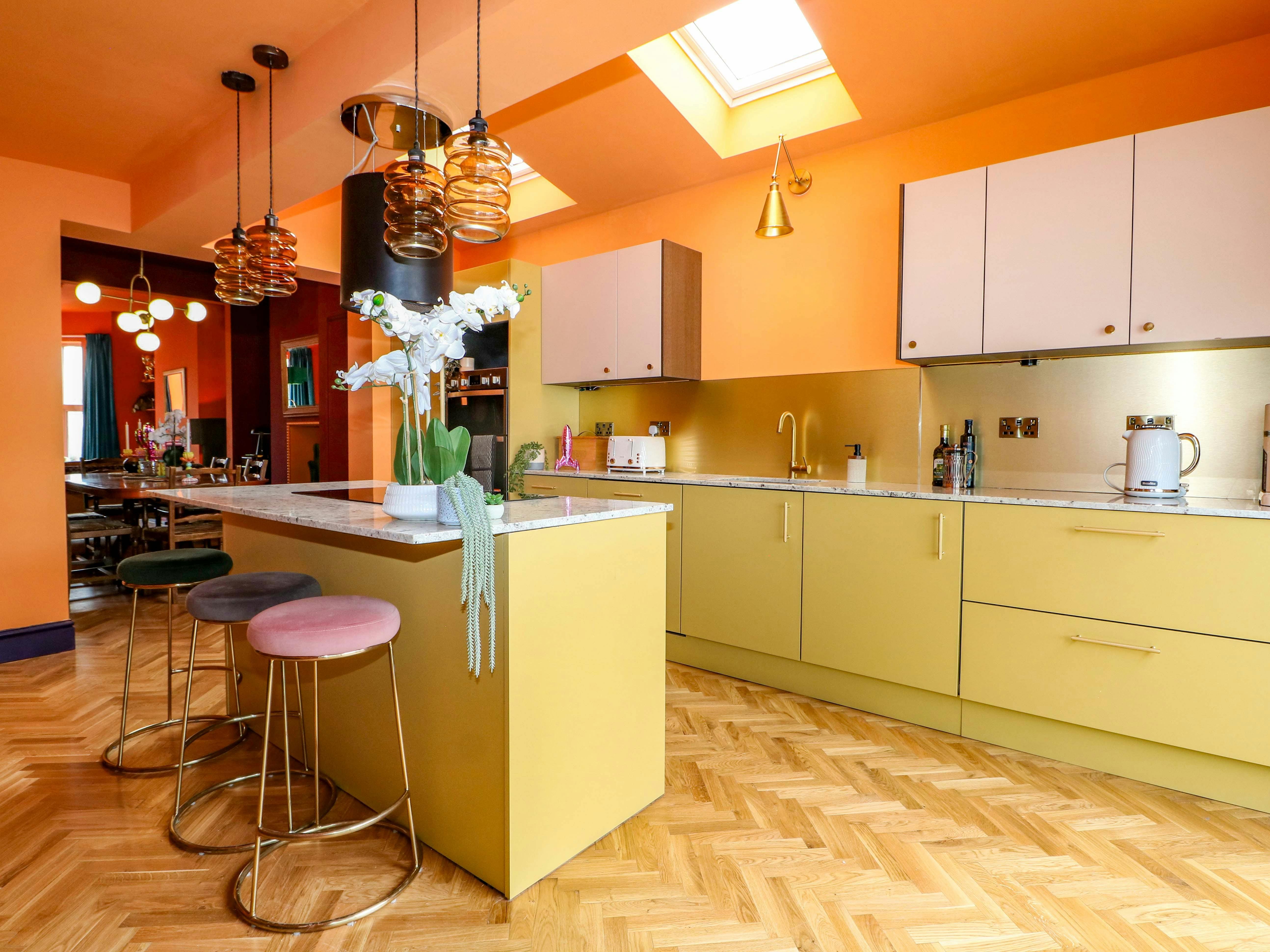 House Ecclesbourne Hastings: Elegant 5-Bedroom House with Seaviews, Hastings