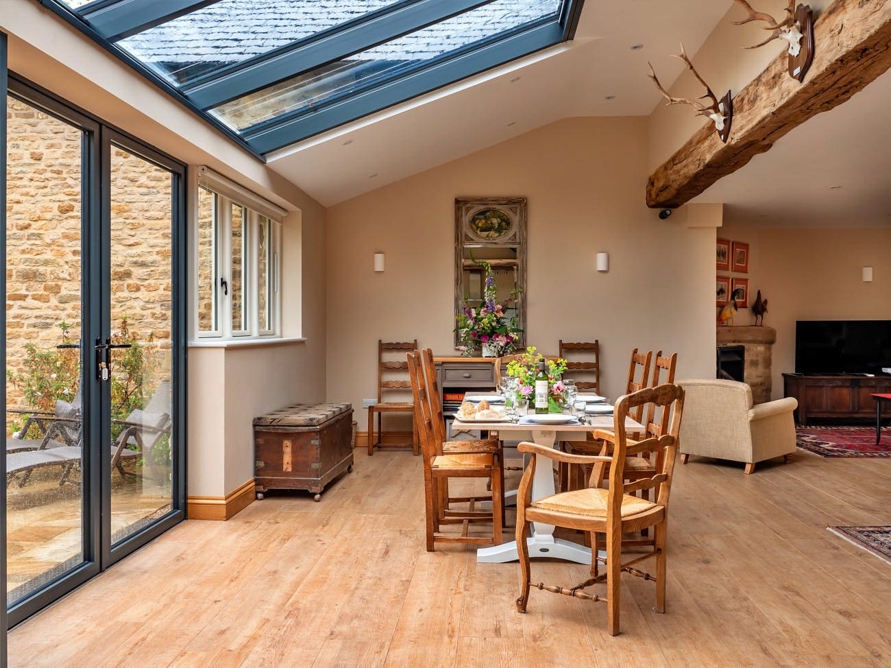 House Glyme ChippingNorton: Charming 3-Bedroom Holiday Cottage with Pool, Chipping Norton