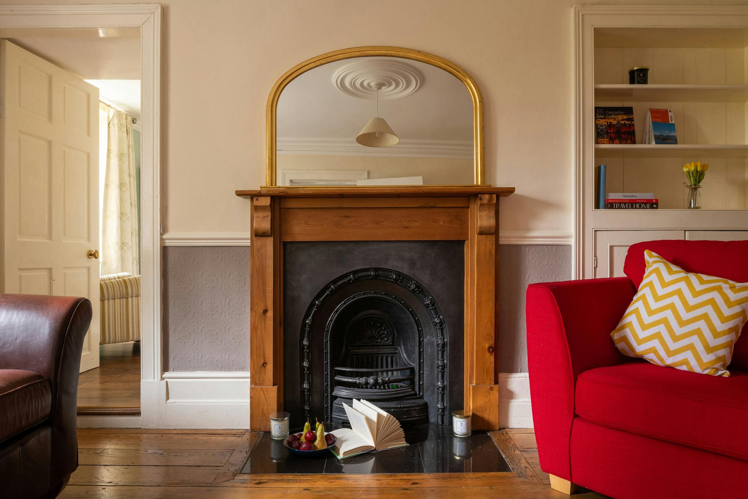 House Gwydir Conwy: Spacious 8-Bedroom Luxury House for Families and Groups, Conwy