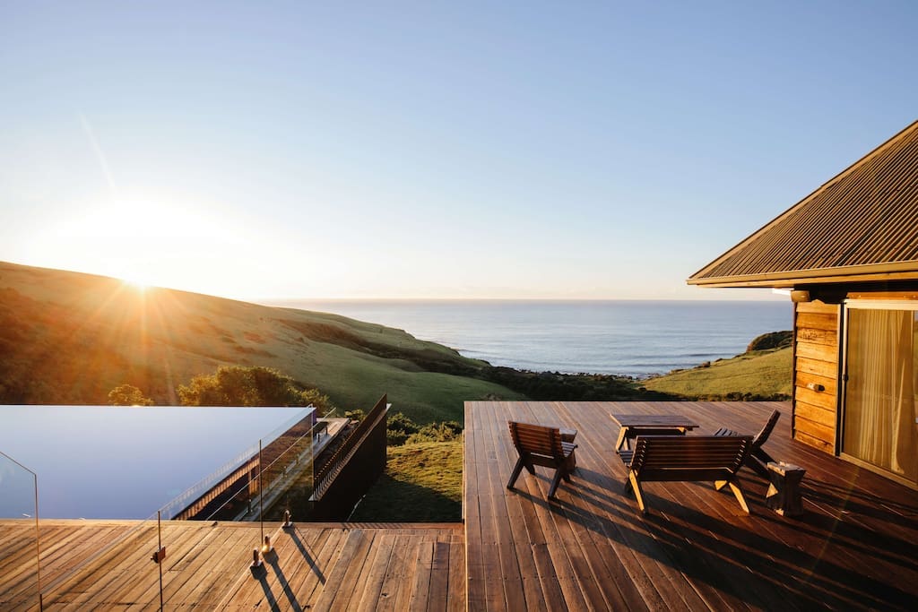 House Illawarra Gerringong: Luxurious 5-Bedroom House with Infinity Pool and Sea Views, New South Wales