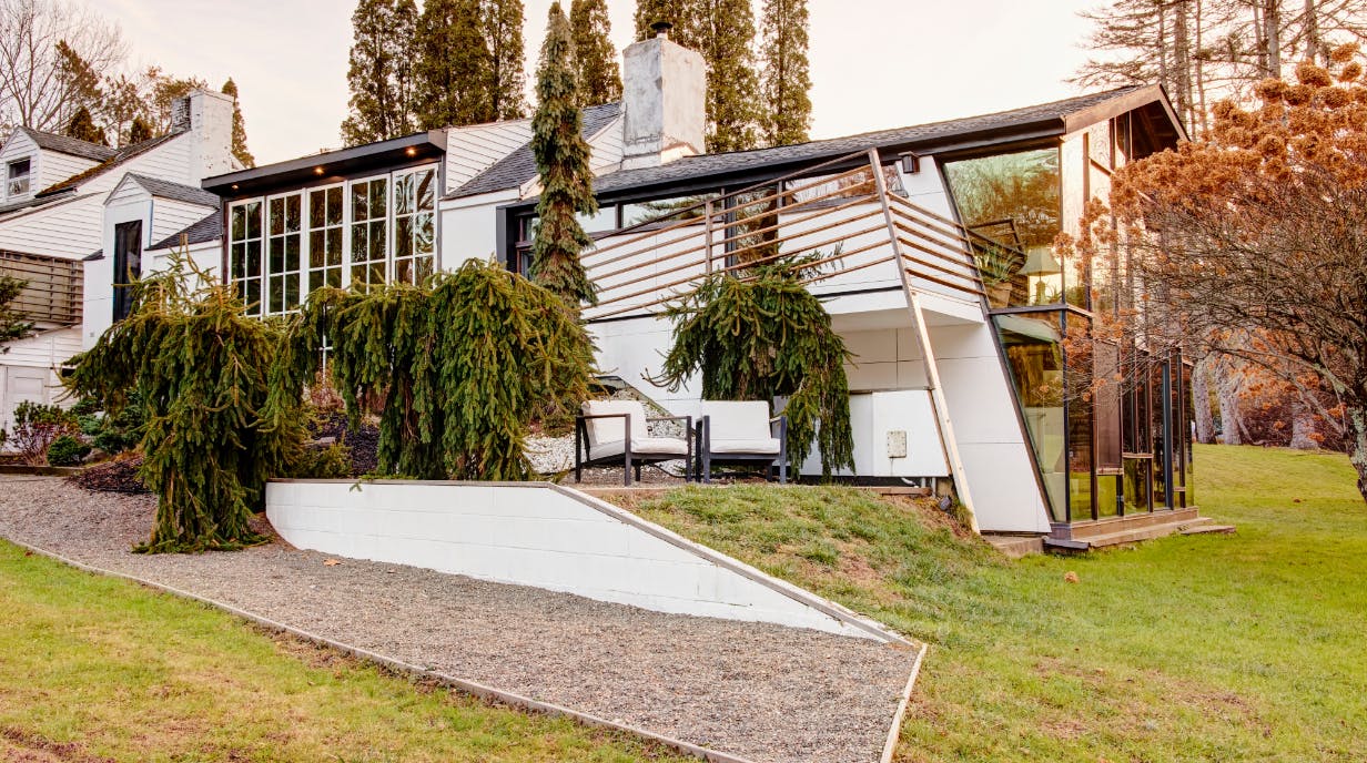 House Juniper Woodstock: Charming 3-Bedroom House with Lake Views, Woodstock (NY)