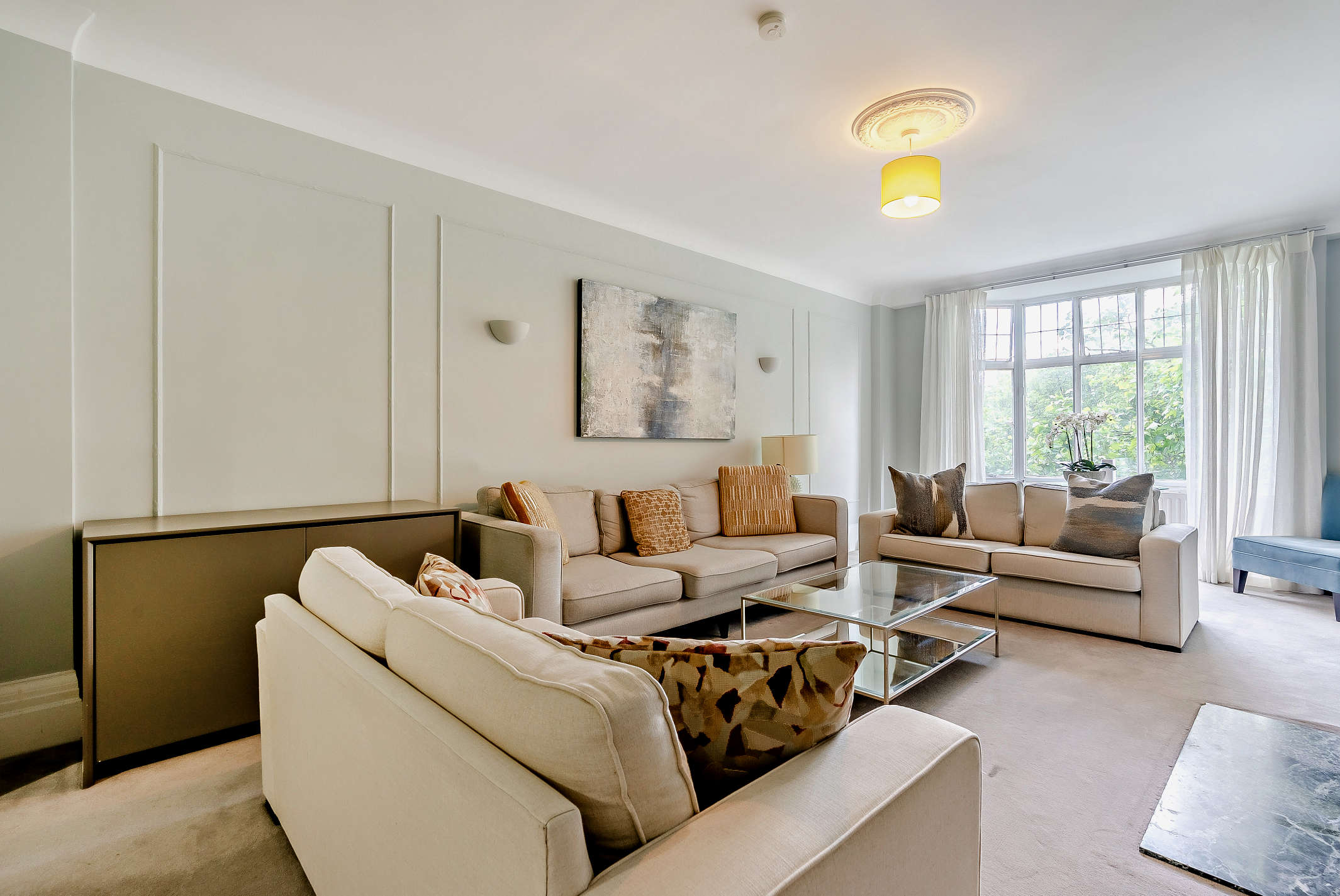 House Kilburn StJohnsWood: Spacious 6-Bedroom Flat with Family-Friendly Features, St John’s Wood