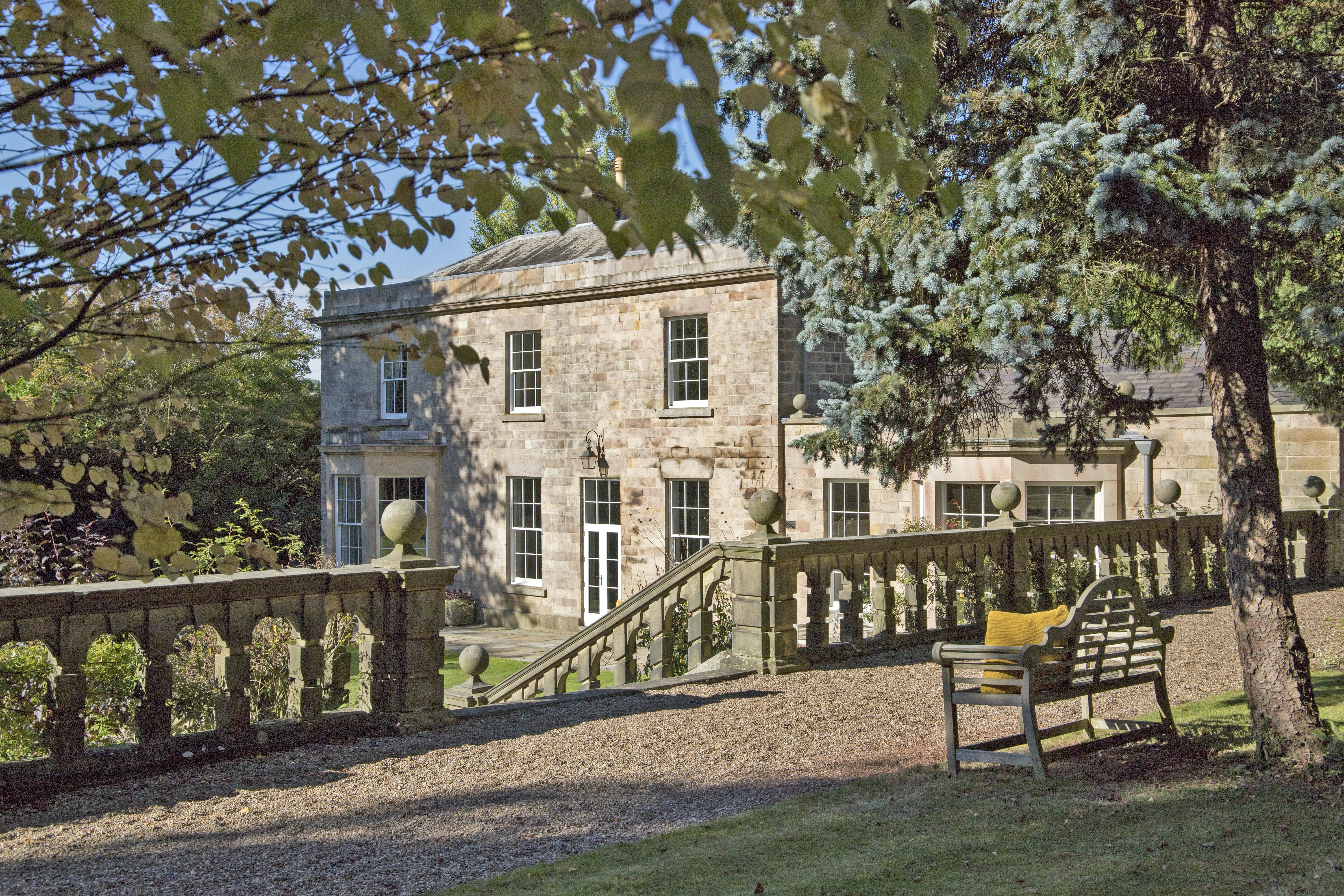 House Kinder Scout: Spacious 6-Bedroom Apartment Perfect for Families, Peak District