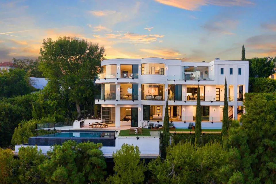 House Laurel Beverly: 5-Bedroom Luxury House with Infinity Pool and Seaview, Beverly Crest