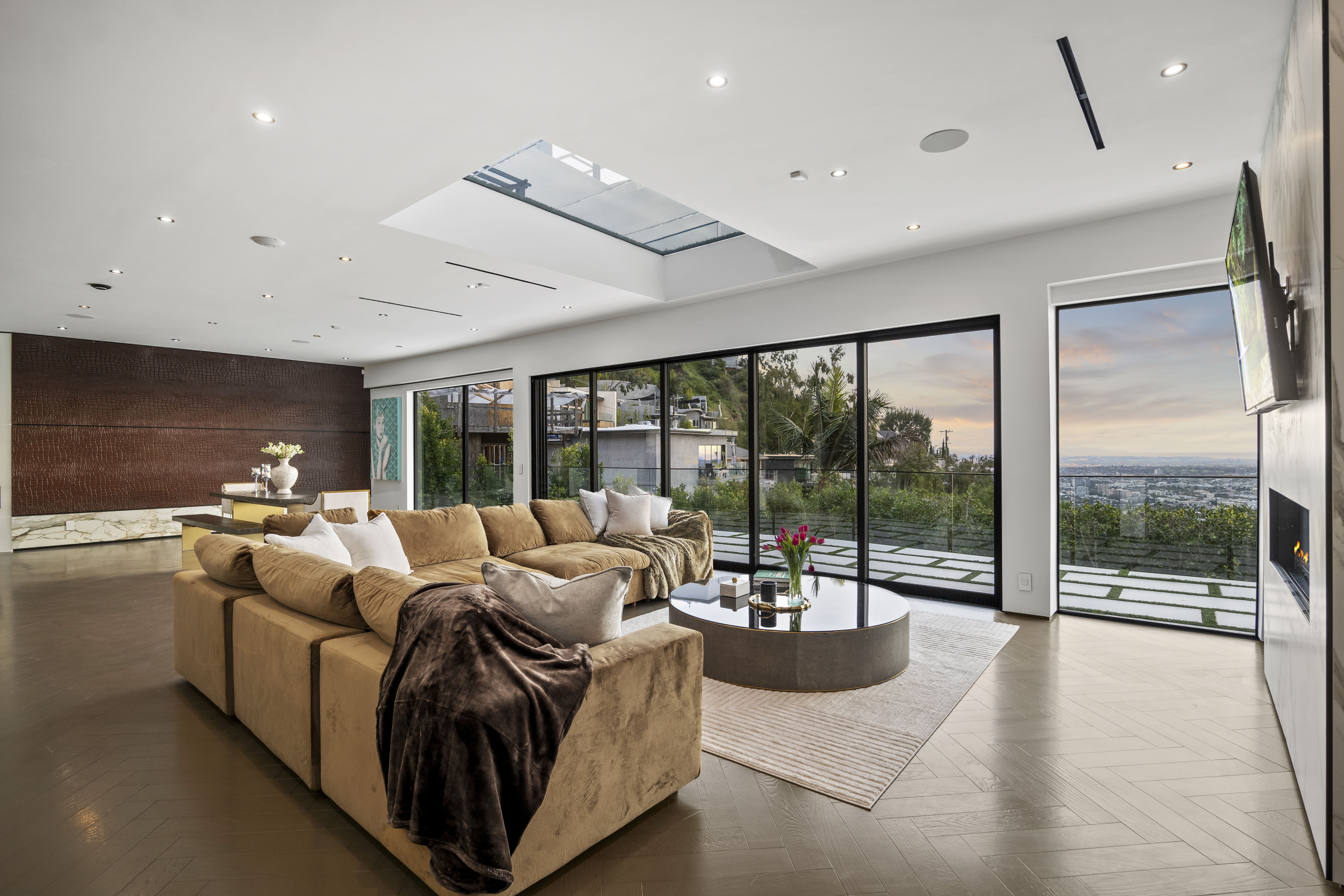 House Laurel Canyon Hollywood Hills: Luxury 4-Bedroom Villa with Swimming Pool, Hollywood Hills