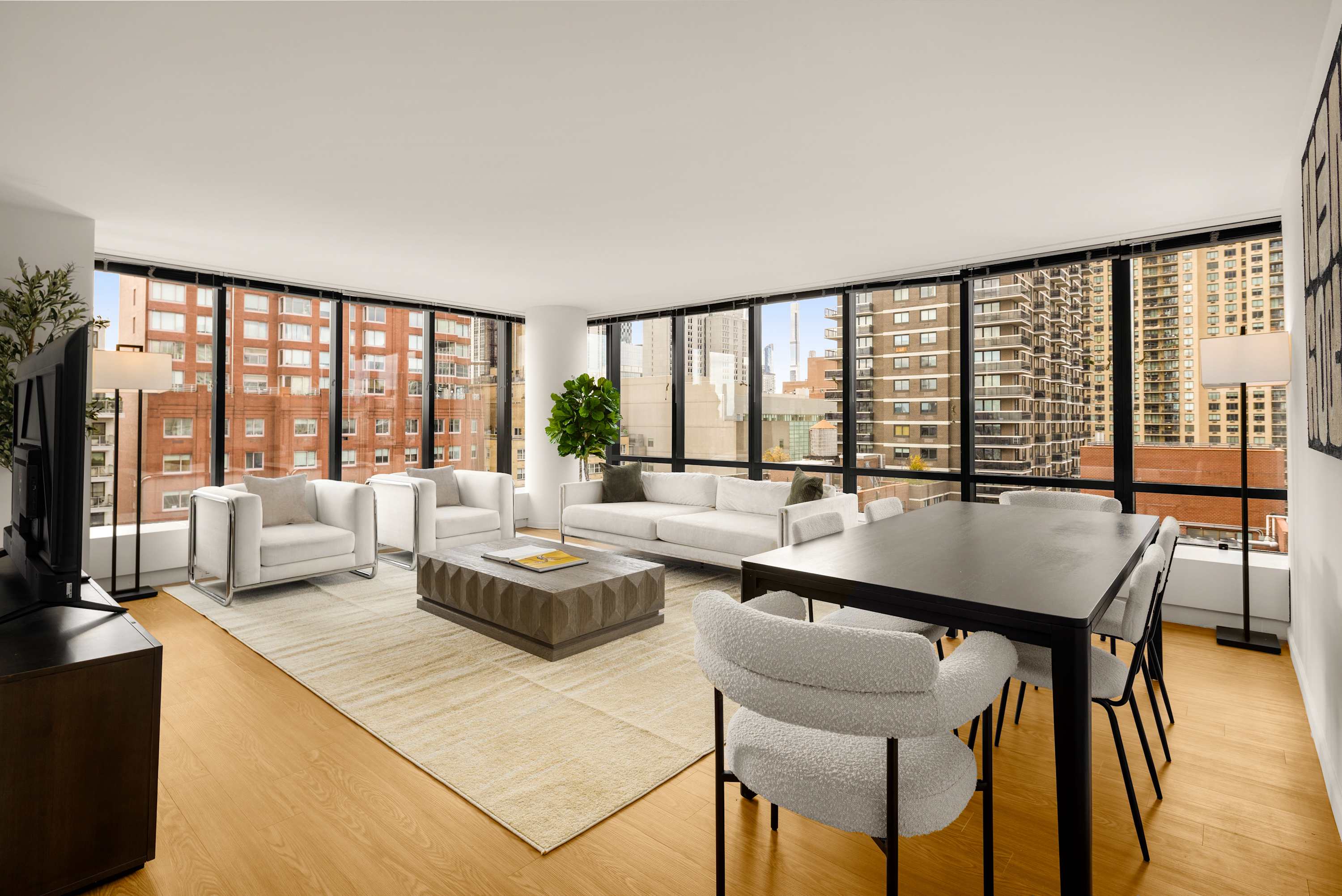 House Lenox UpperEast: Luxury 2-Bedroom Apartment with Indoor Pool and Sauna, Upper East Side