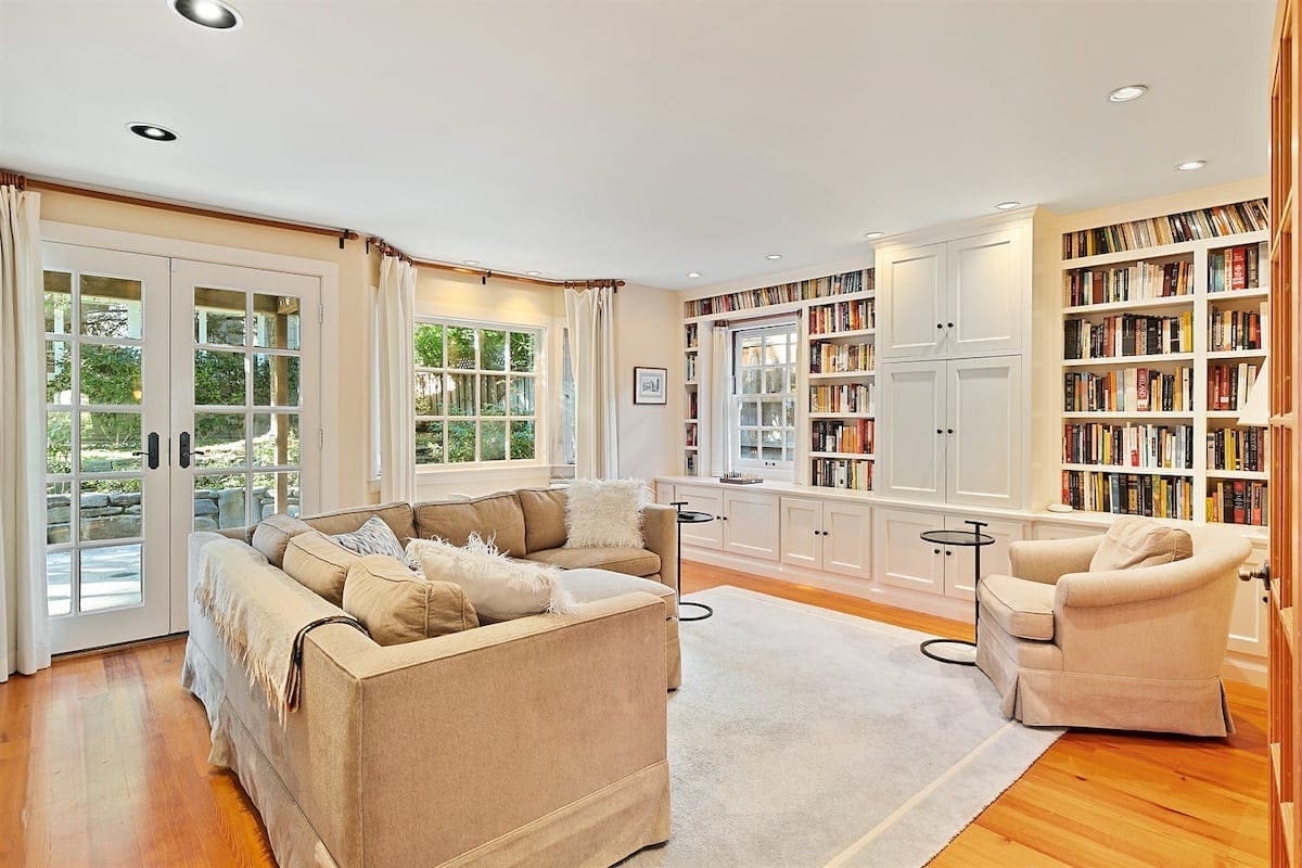 House Madrone Palo Alto: Spacious 4-Bedroom Luxury Apartment with Seaview, Palo Alto