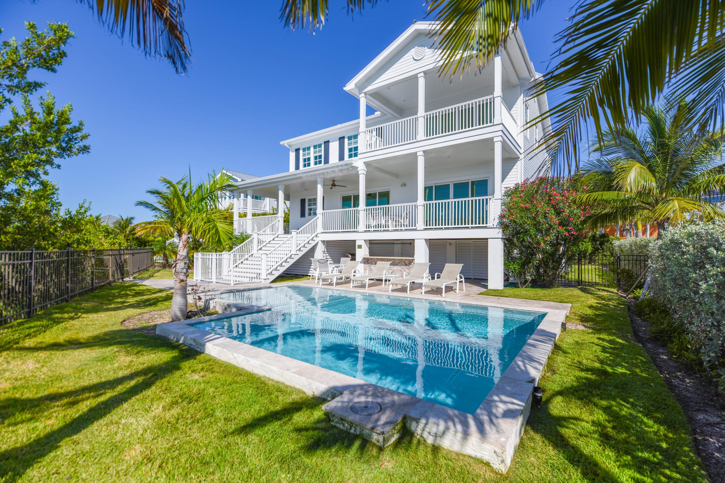 House Mahogany Key West Florida Keys: Luxury 4-Bedroom Villa with Seaview and Pool, Florida Keys