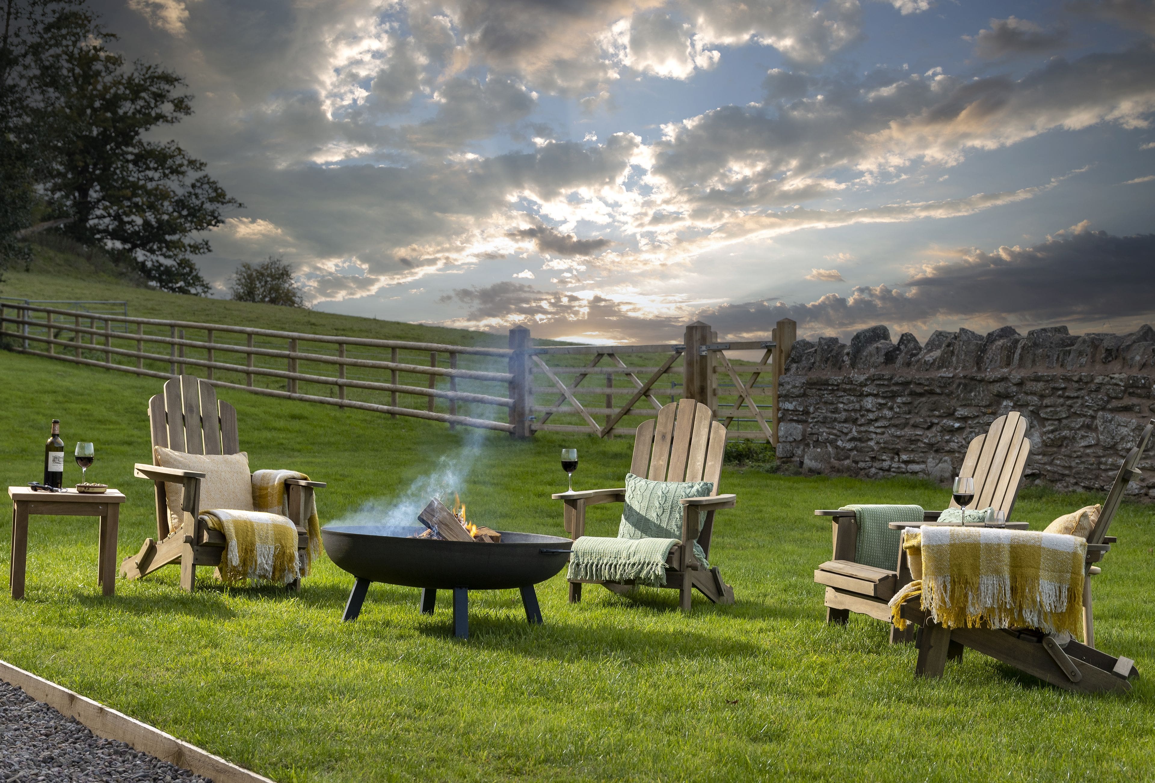 House Malvern Herefordshire: Expansive 10-Bedroom House Perfect for Large Gatherings, Worcestershire