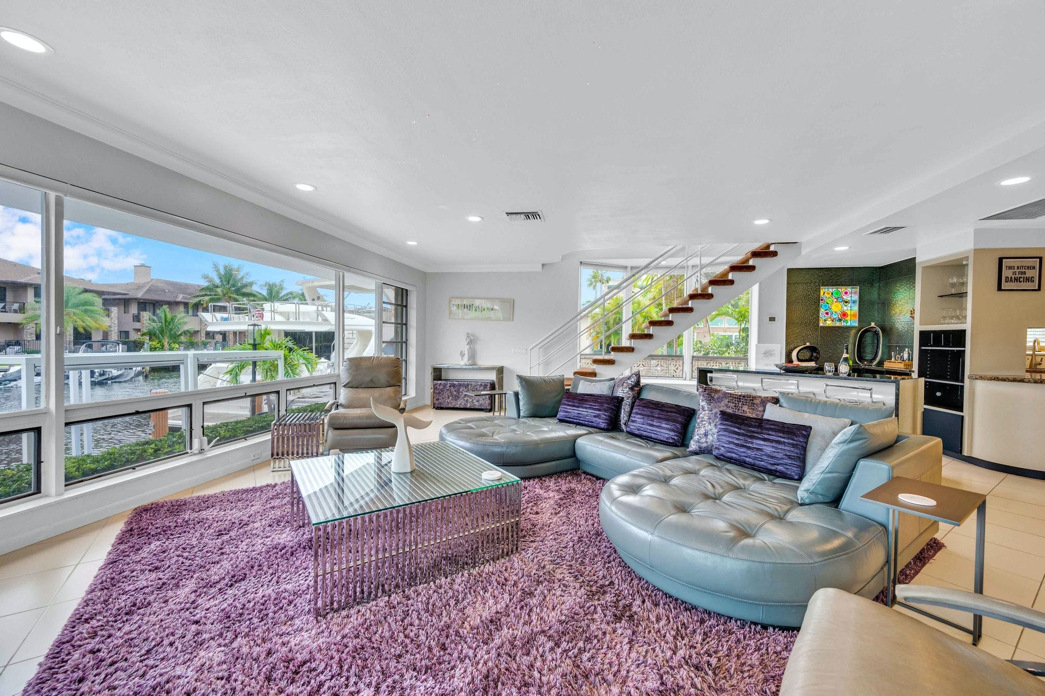 House Mangrove LasOlas Las Olas Isles 4: Spacious 3-Bedroom Apartment with Pool and Seaviews, Las Olas Isles